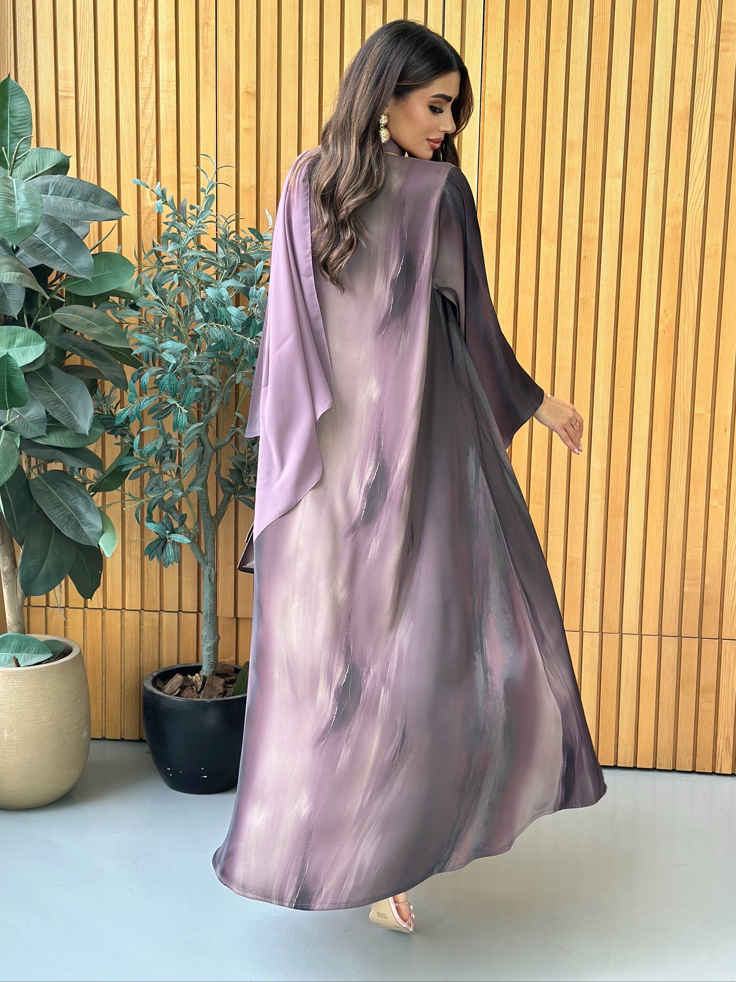 AT356 Abaya A-Cute
