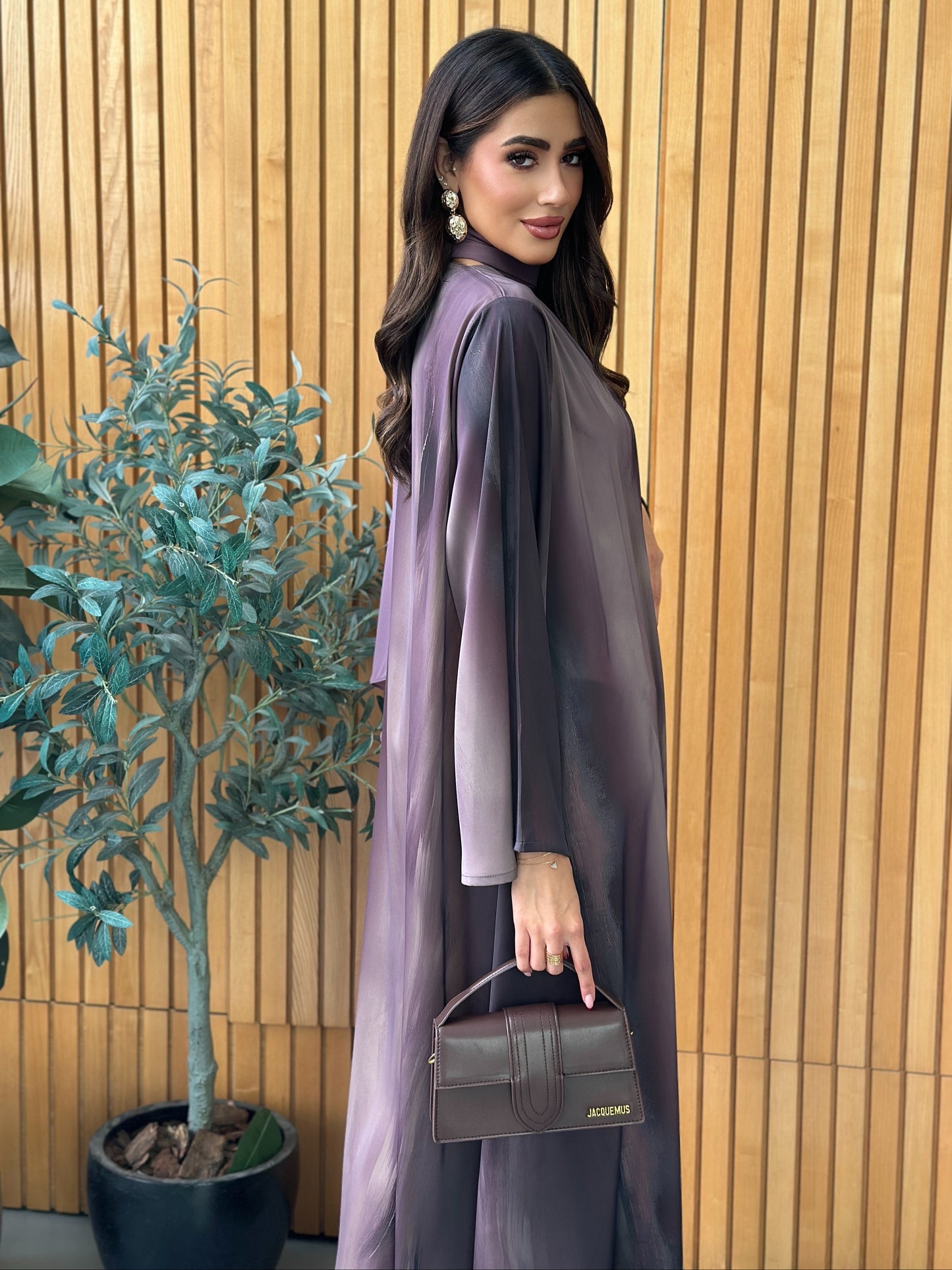 AT356 Abaya A-Cute