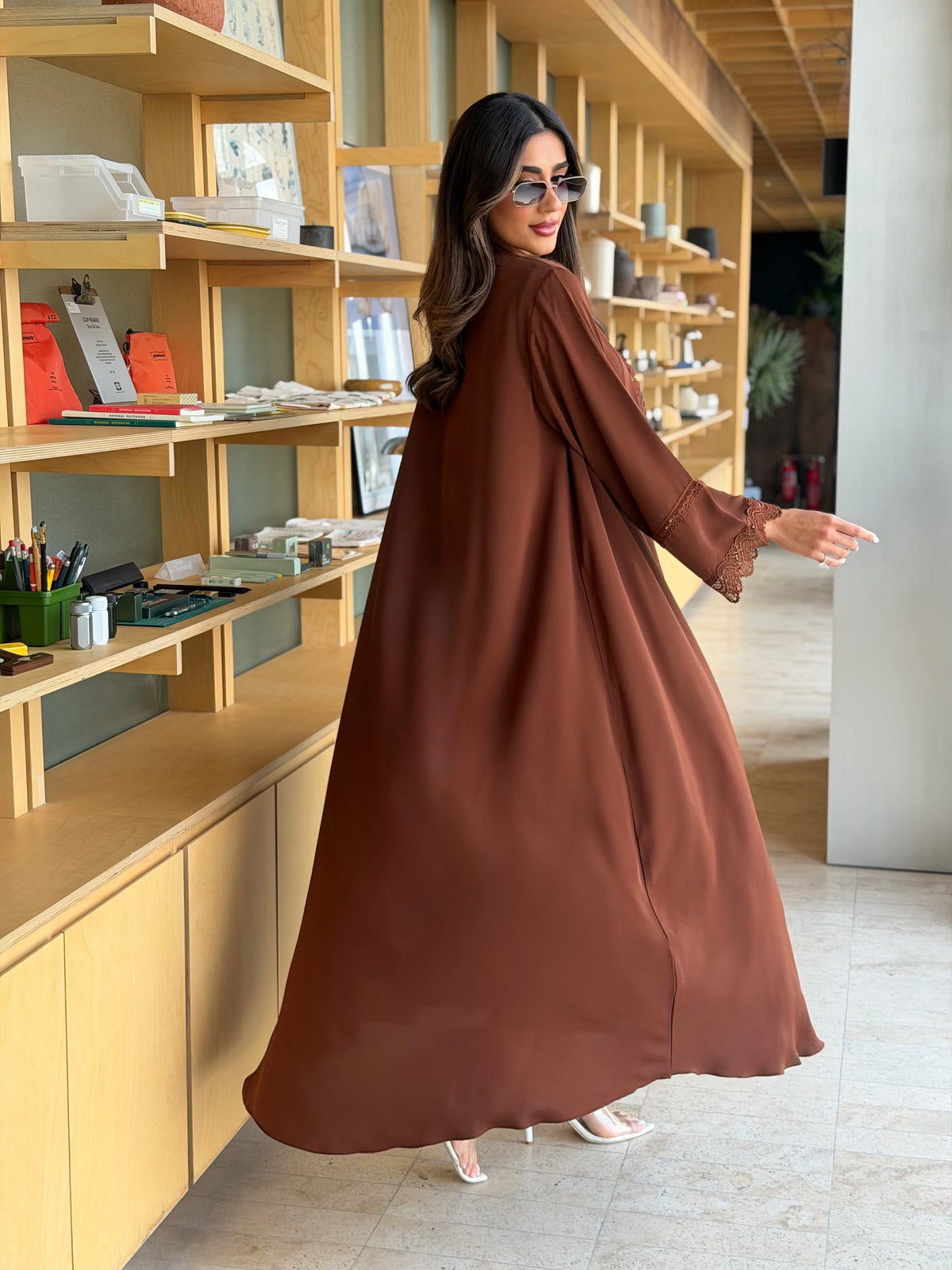 AT603 A_Cut brown Abaya