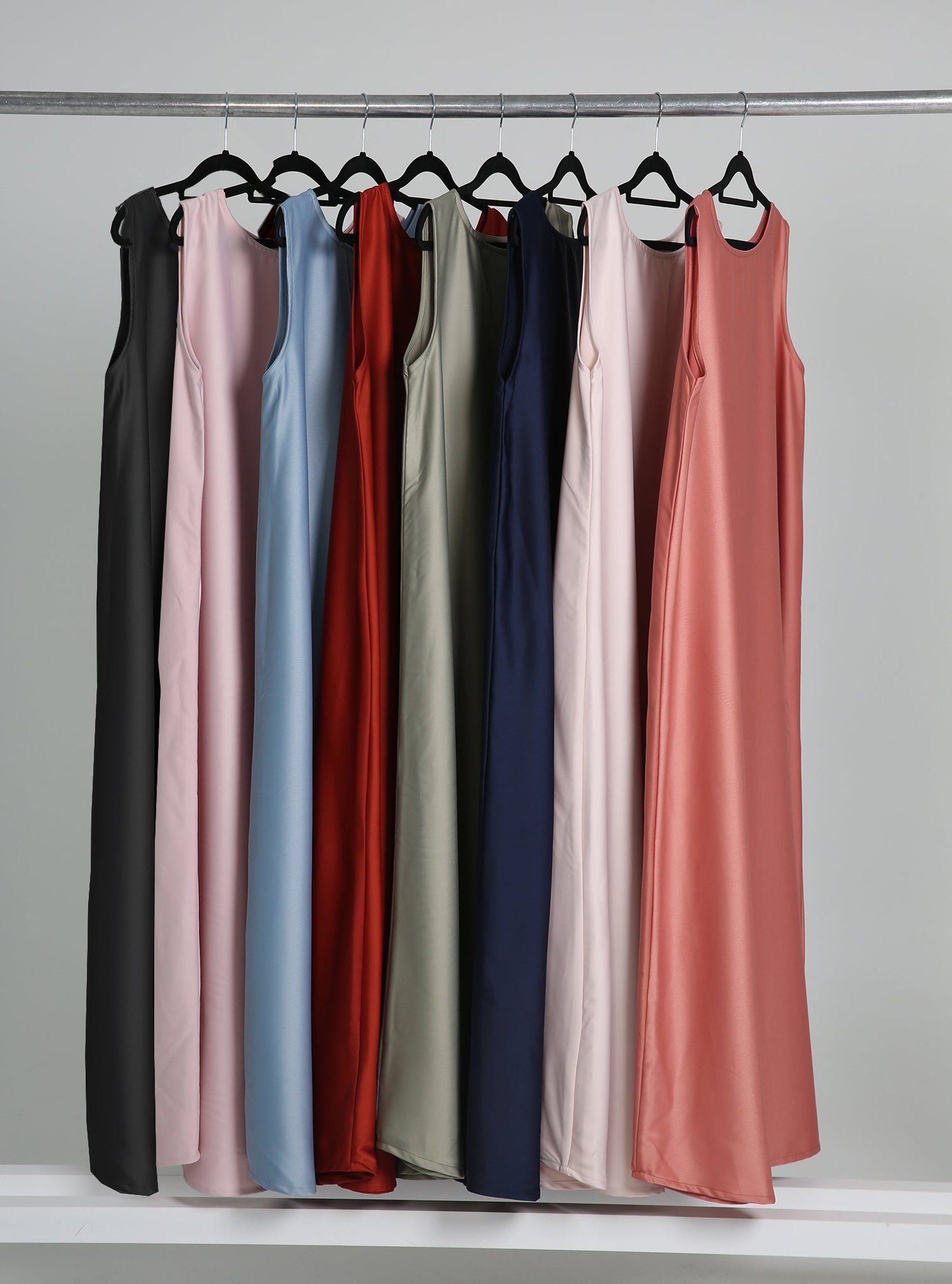 Set of 8 under abayas _A