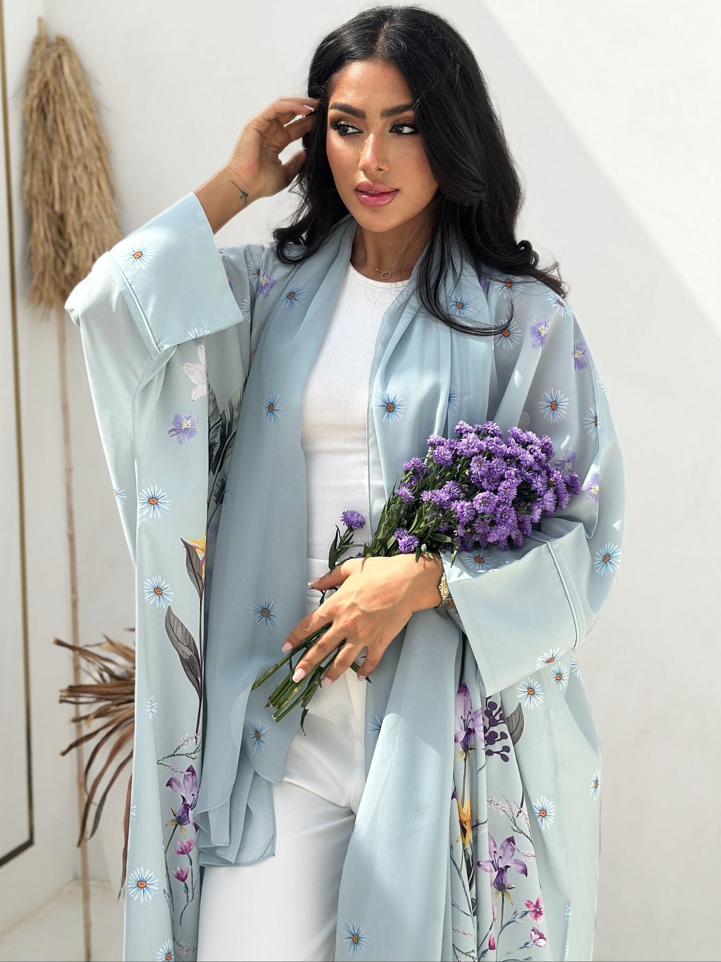 AT376 Abaya