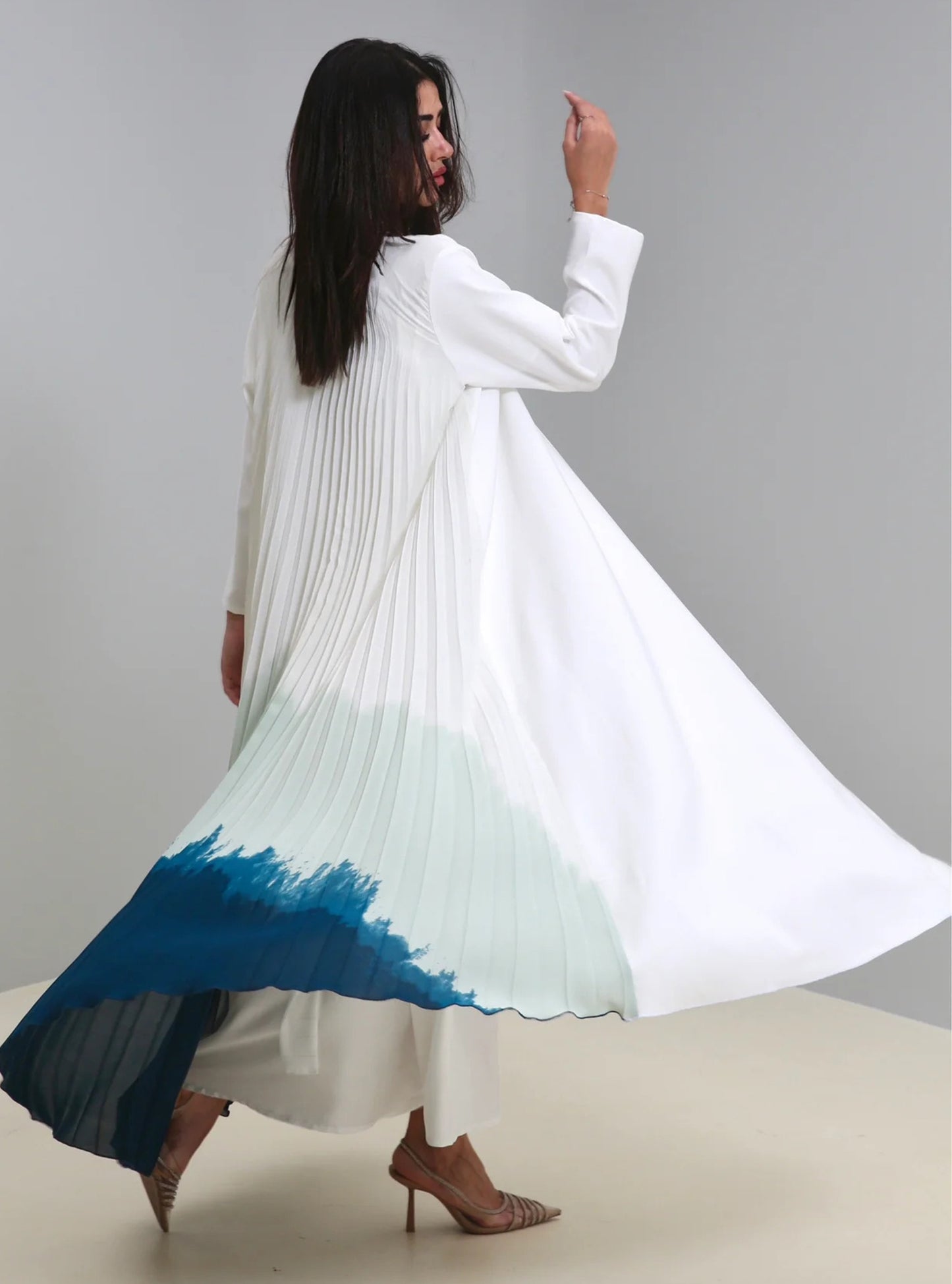 ATA-072 Abaya