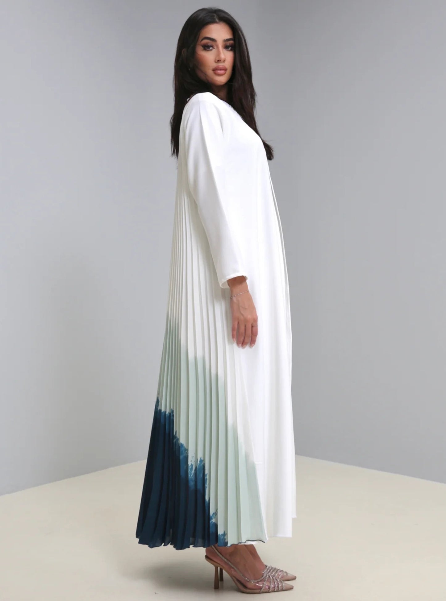 ATA-072 Abaya
