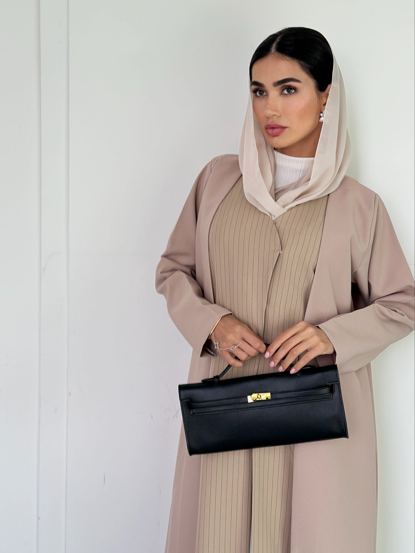 AT398 Beige work Abaya