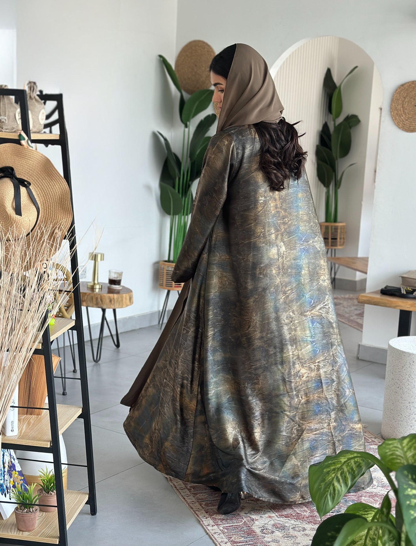 AT402 Dyed Abaya