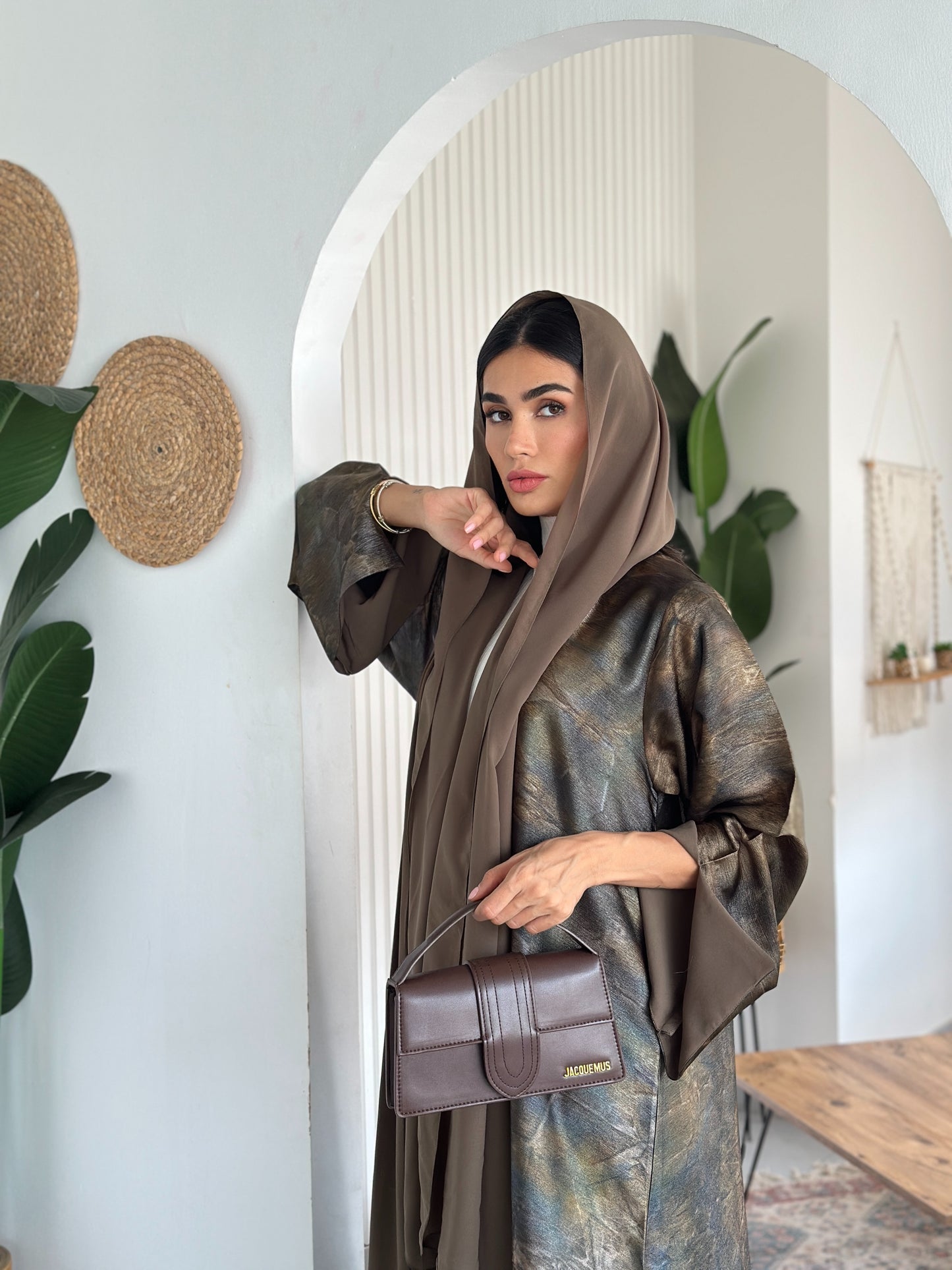 AT402 Dyed Abaya