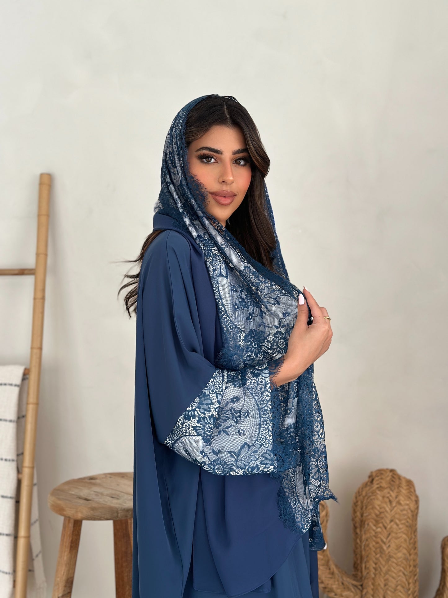 AT410 Lace Teal Abaya