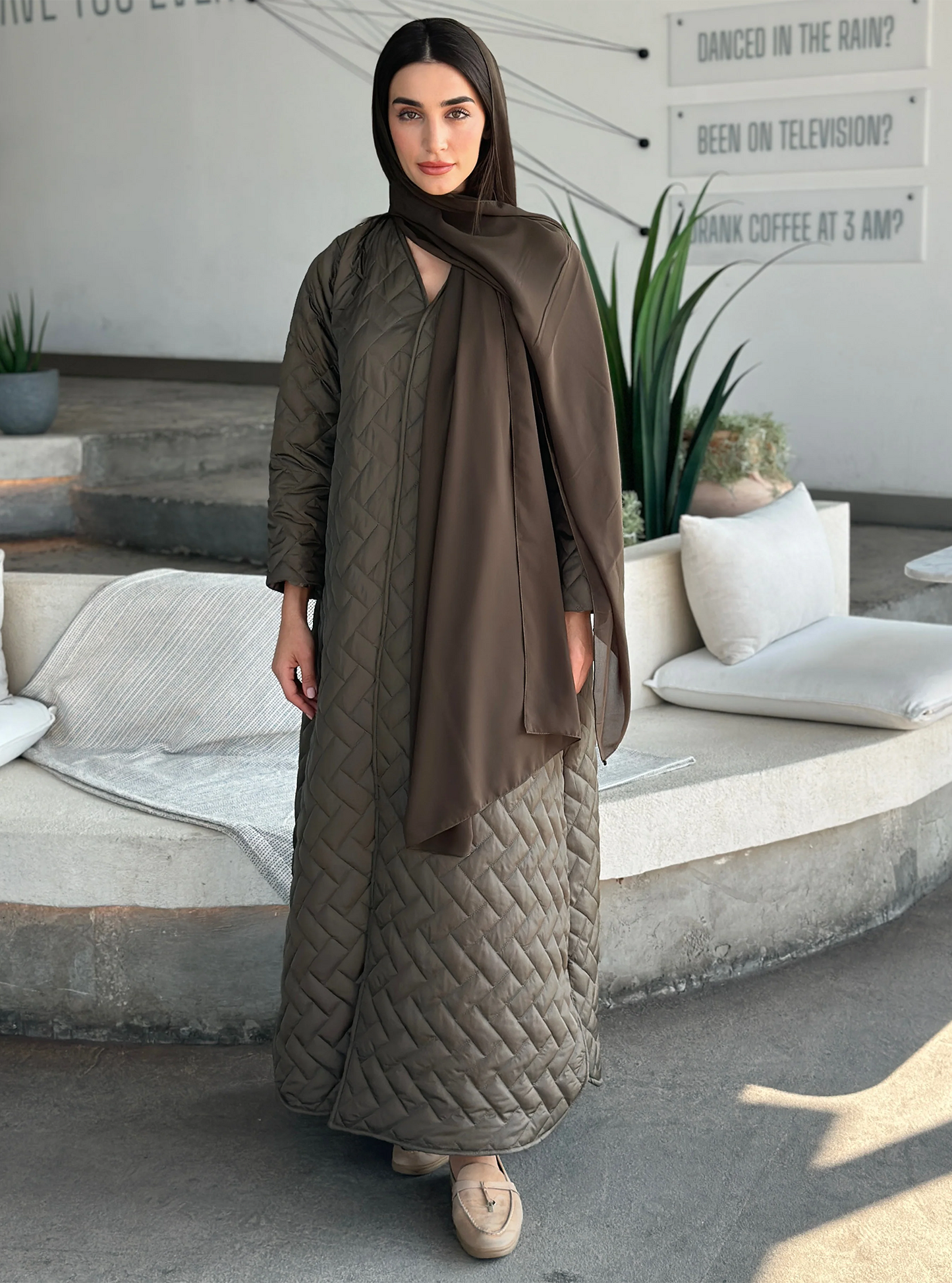 ATD006 ABAYA