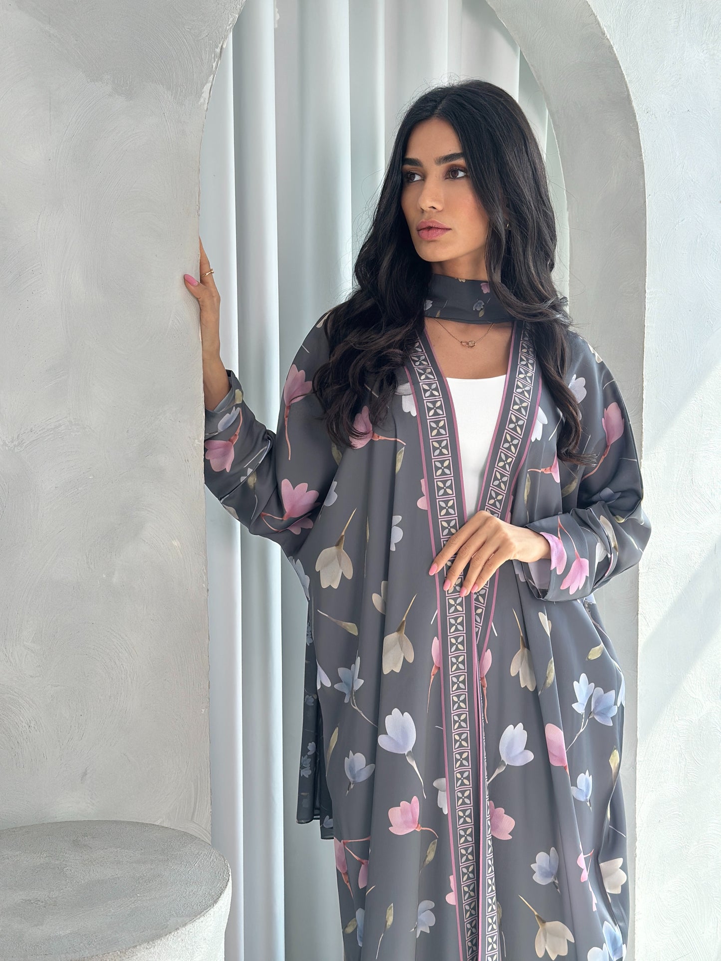 AT428 Print Abaya