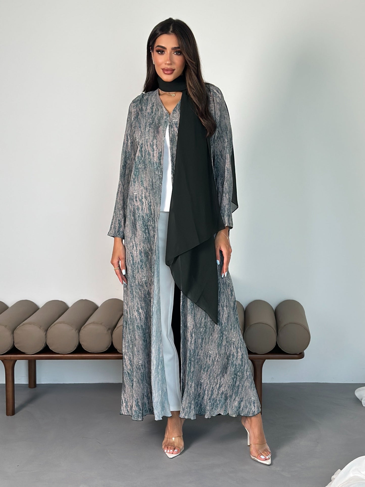 AT333 Pleat green abaya