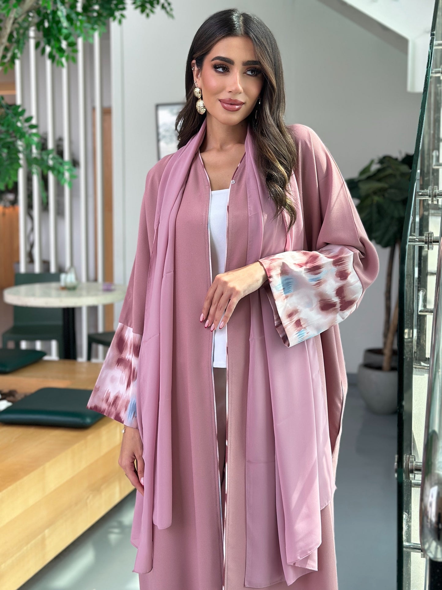 AT352 Abaya Bisht