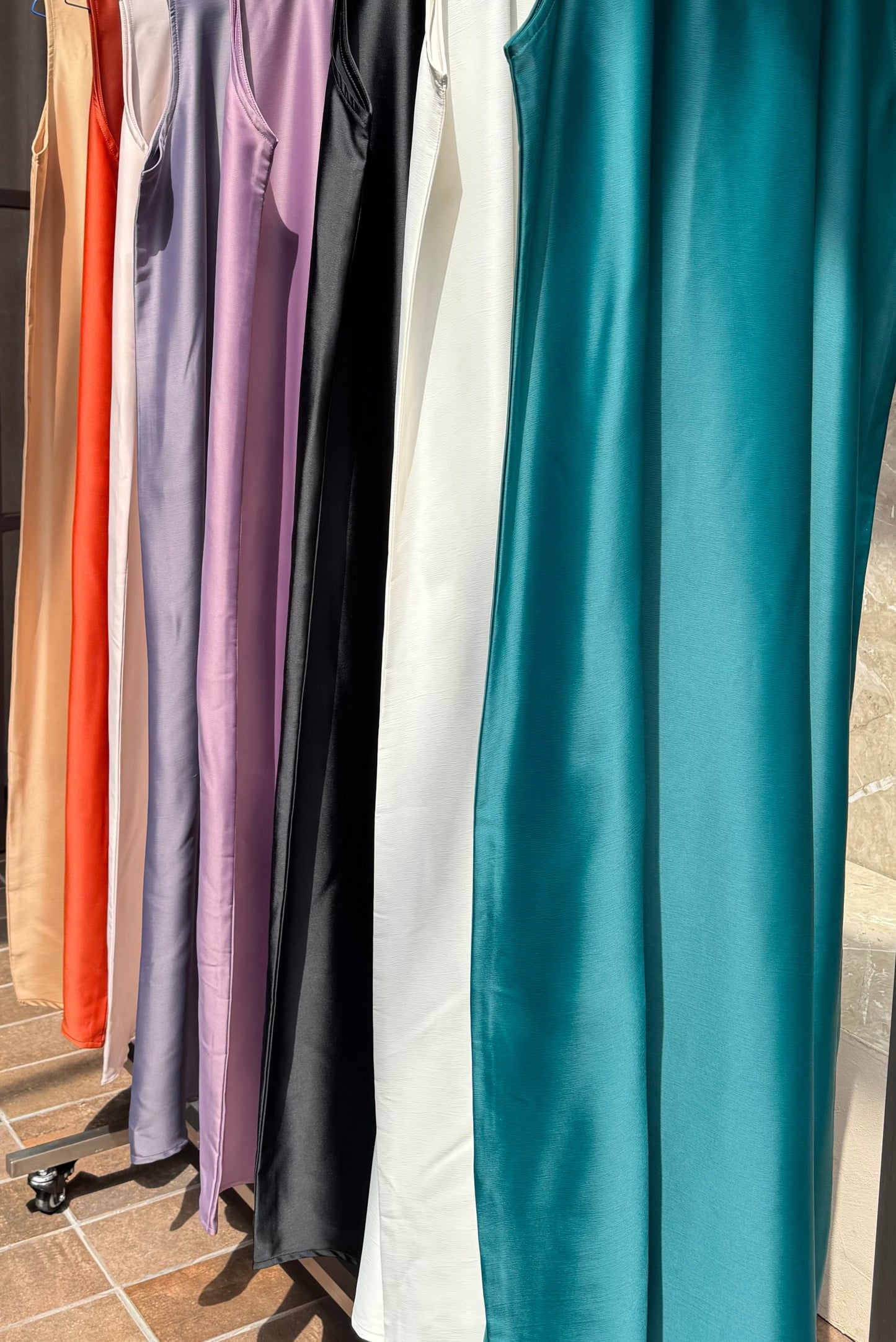 Set of 8 under abaya - C