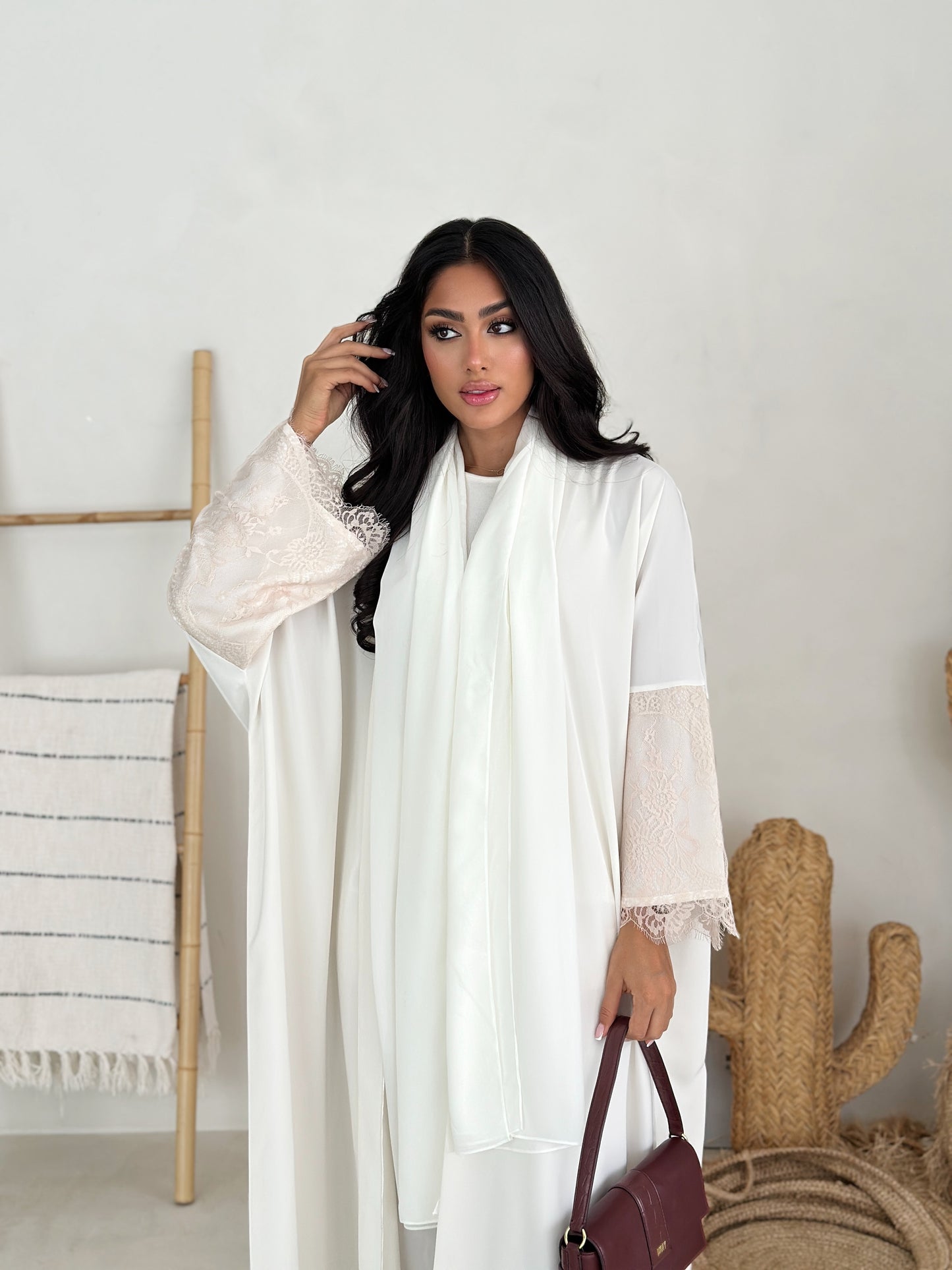 AT412 Lace Beige Abaya