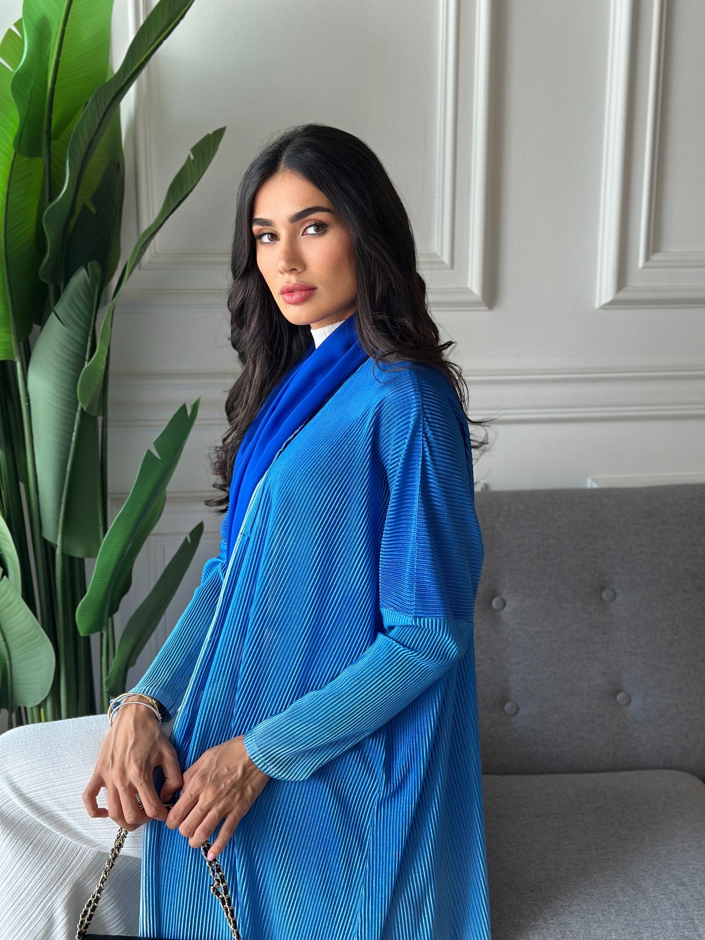 AT423 Ombre Abaya
