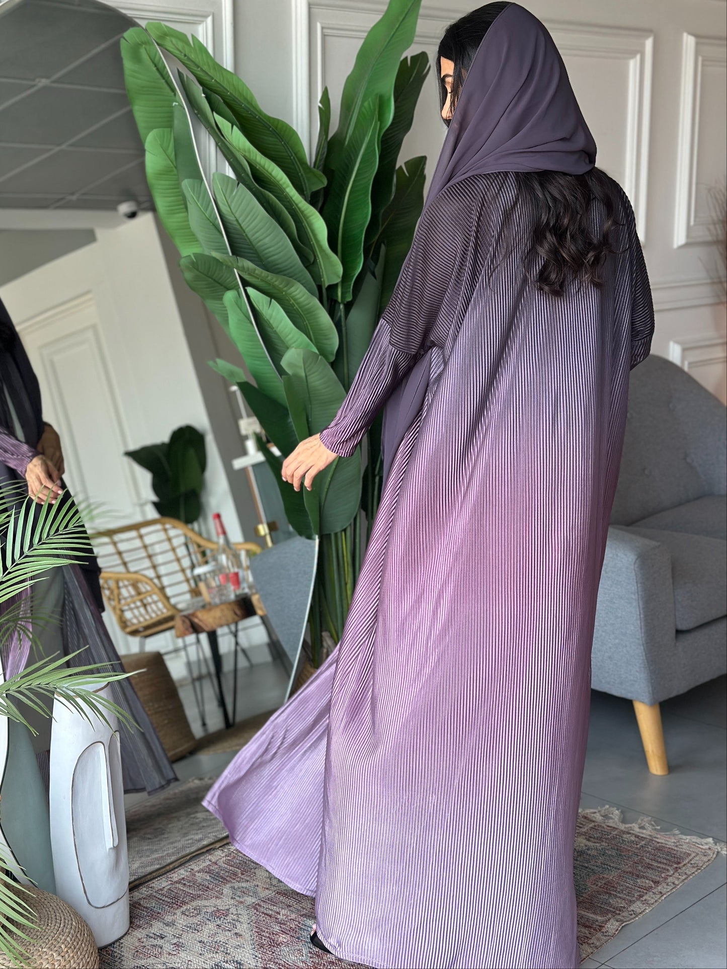 AT422 Ombre Abaya