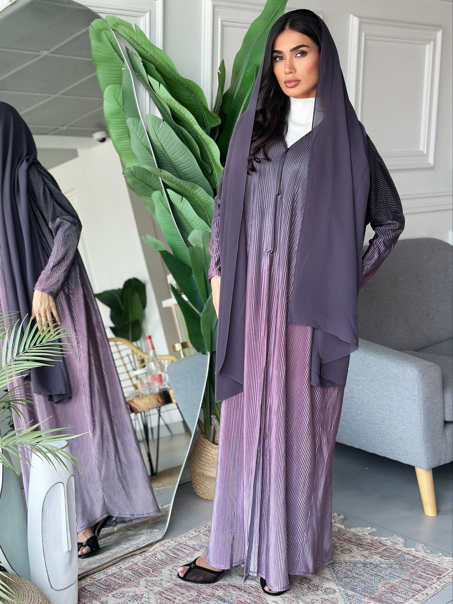 AT422 Ombre Abaya