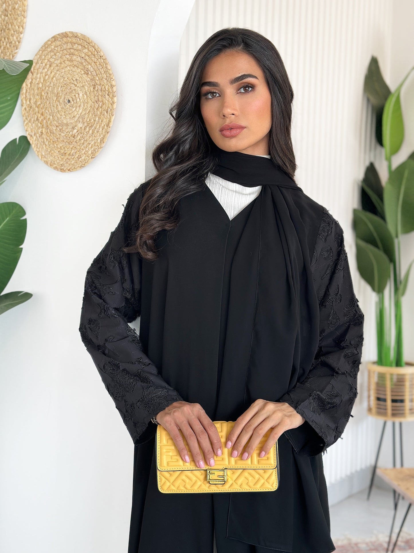 AT417 Black Abaya