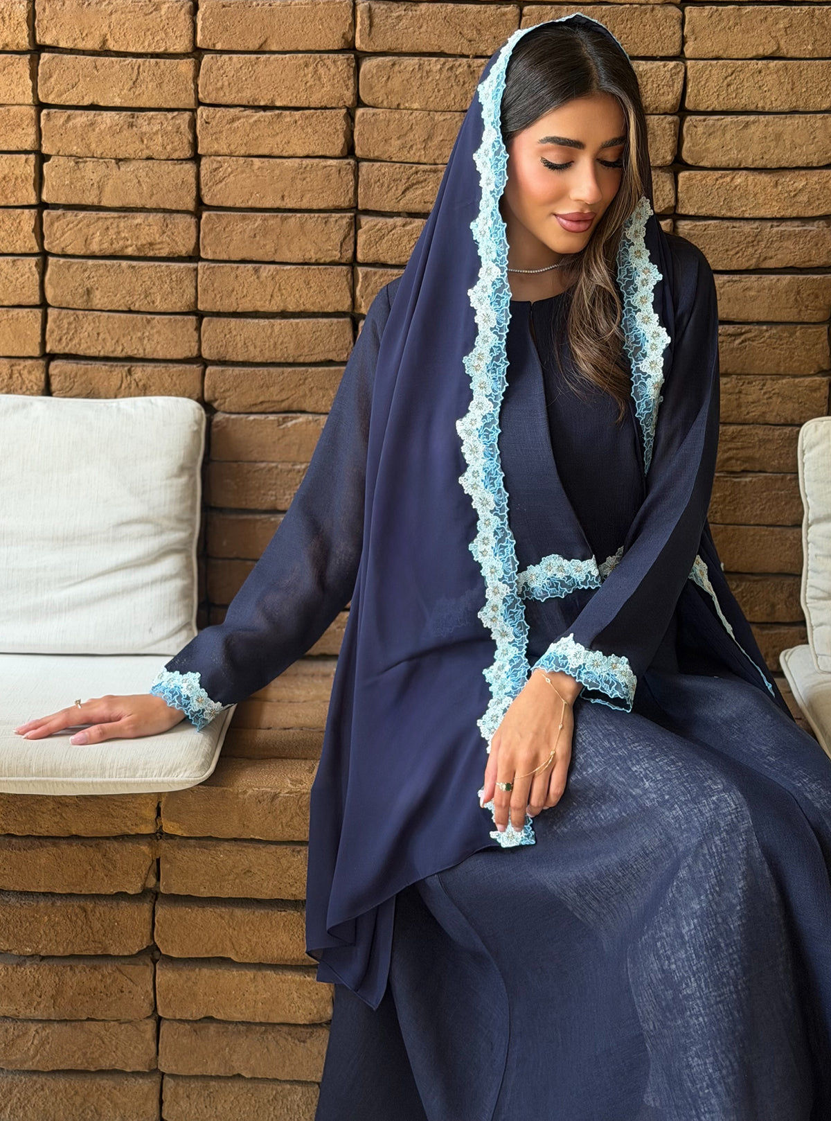 AT569 Navy Lenin Abaya
