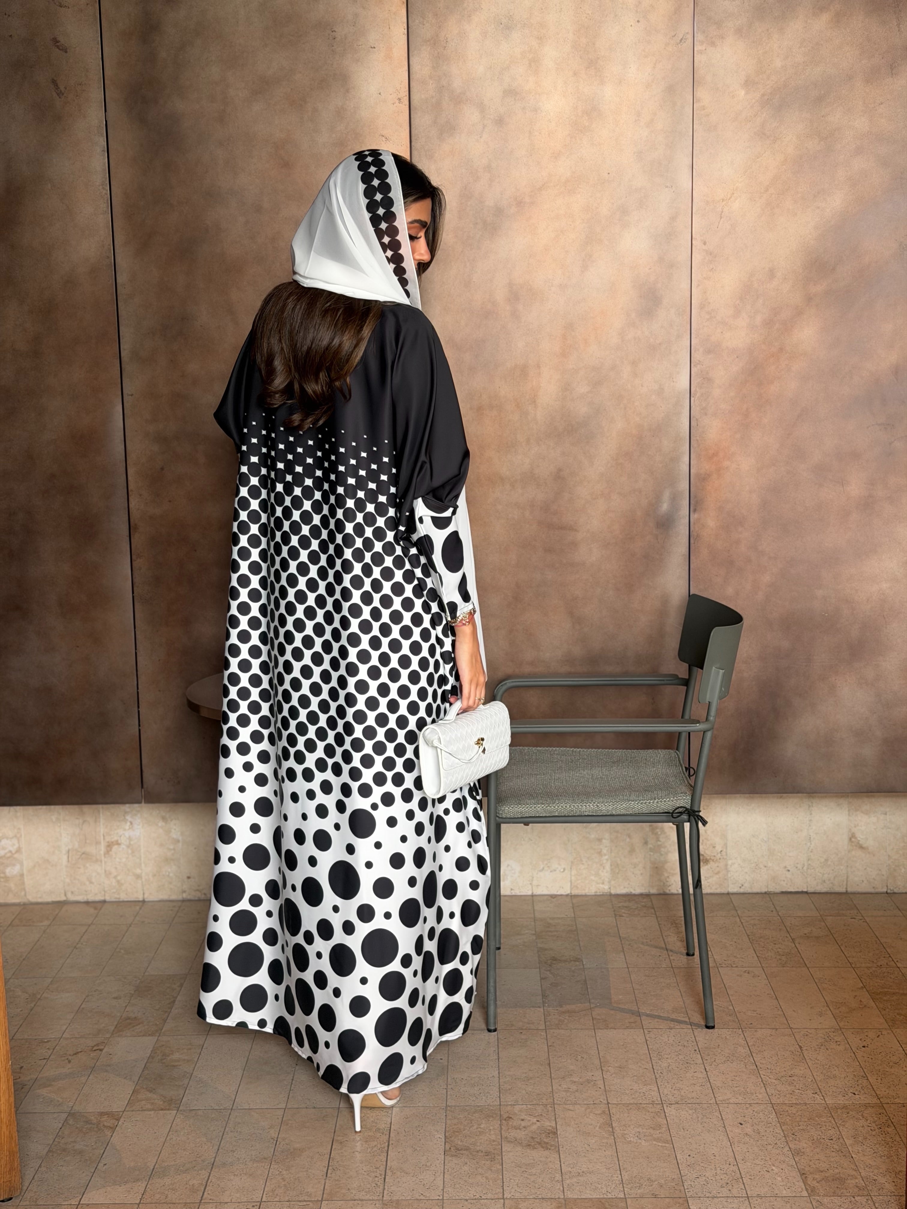 AT577 Polka print Bisht Abaya