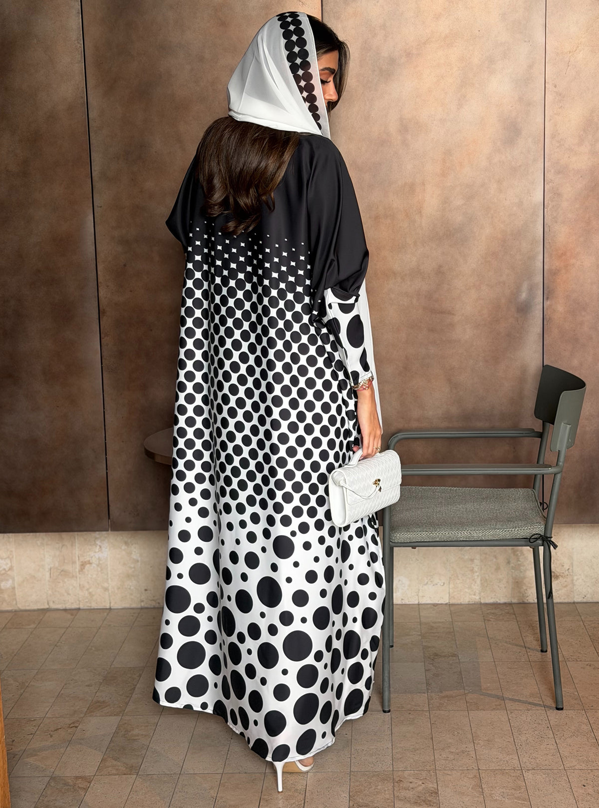 AT577 Polka print Bisht Abaya