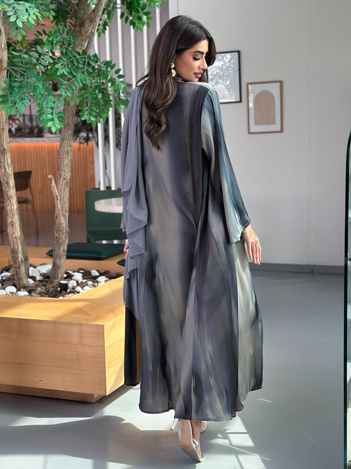 AT357 Abaya A-Cute