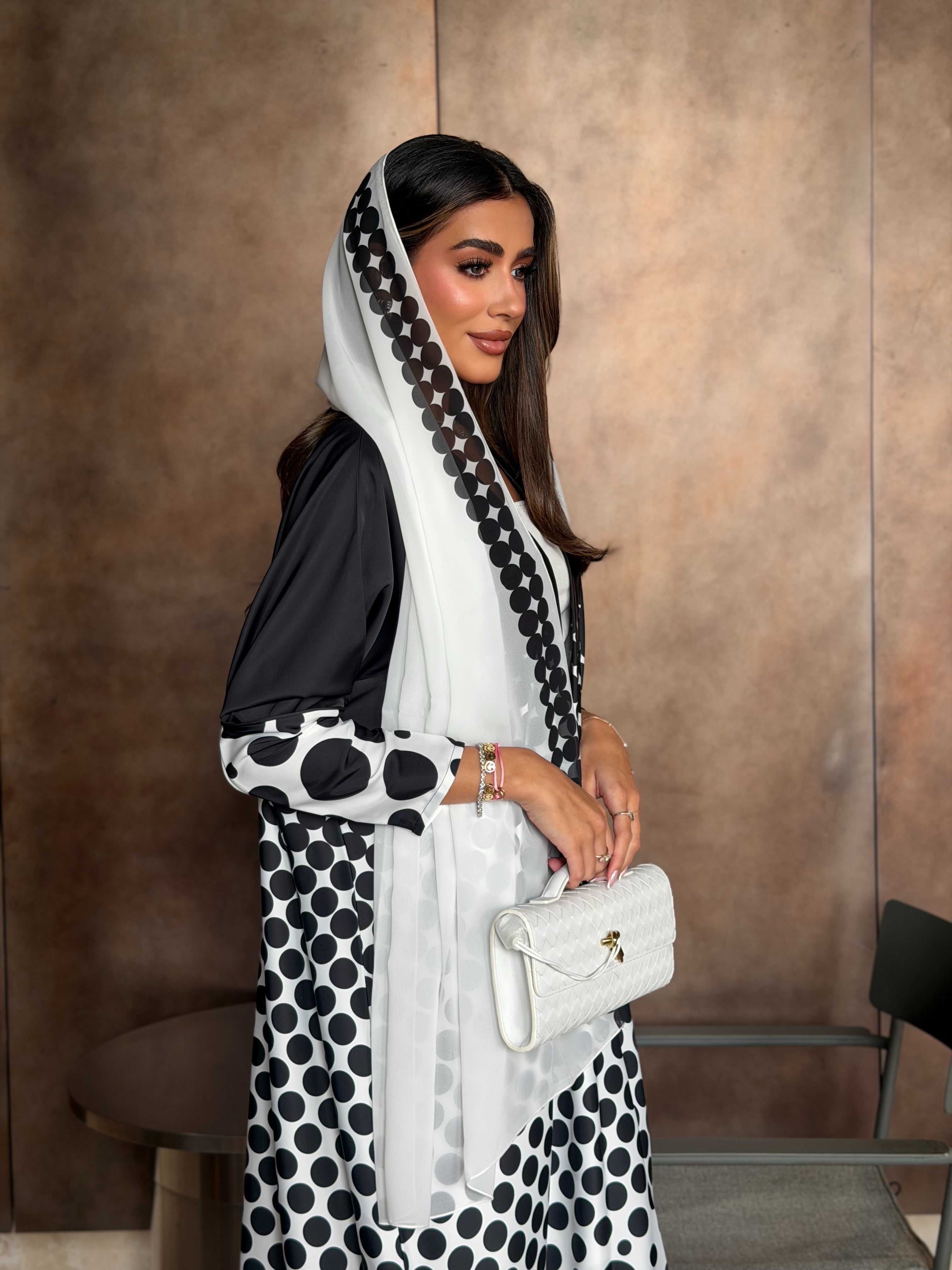 AT577 Polka print Bisht Abaya