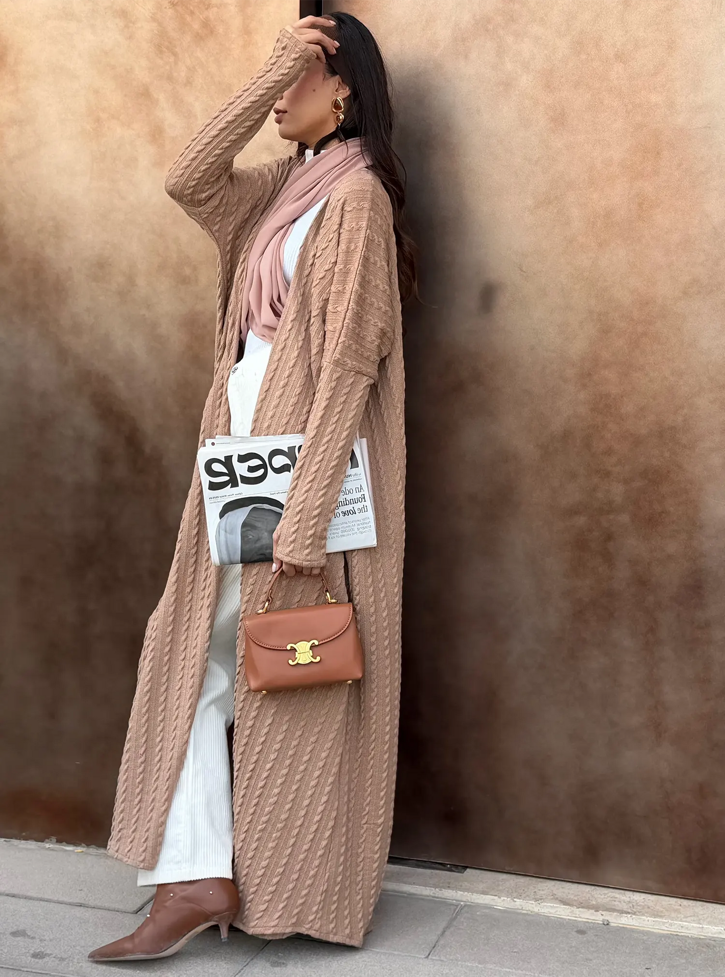 AT470 Winter Latte Abaya