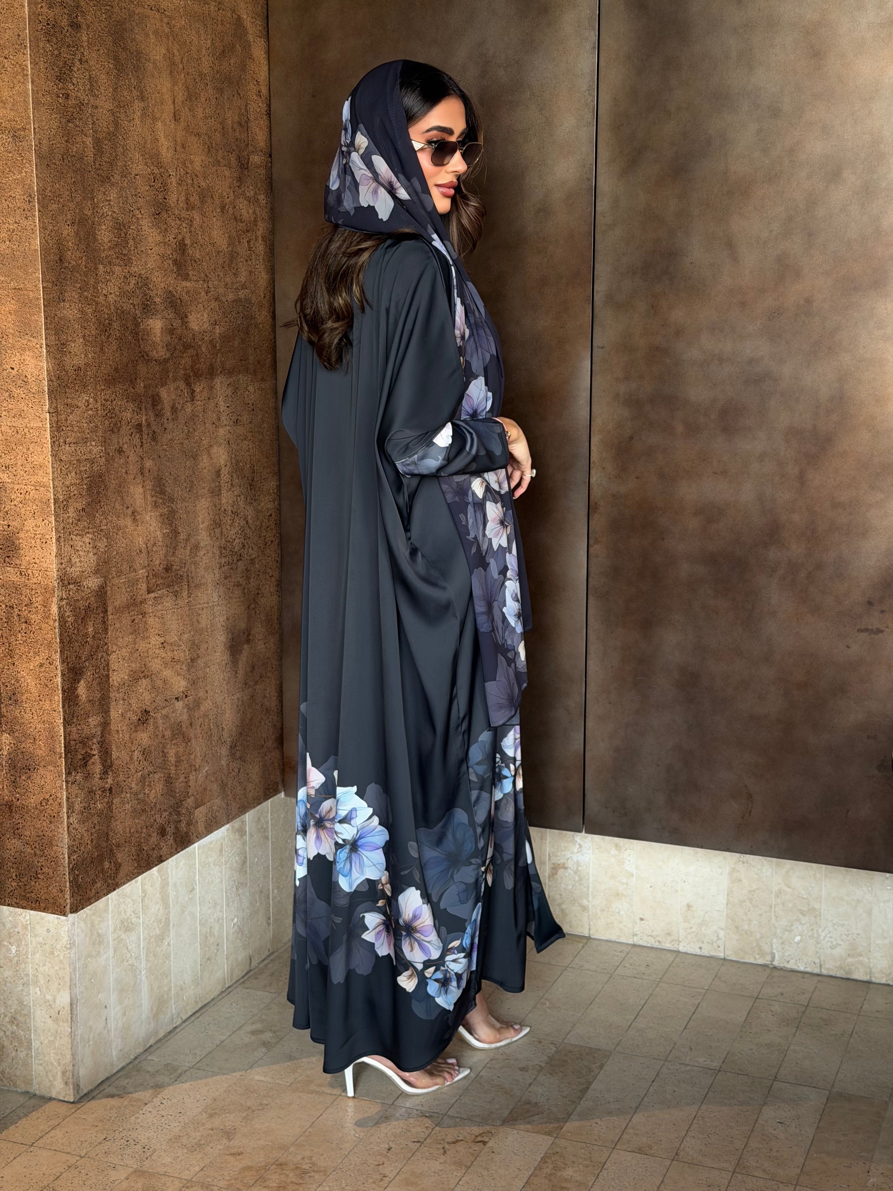 AT600 Floral print Half Bisht Abaya