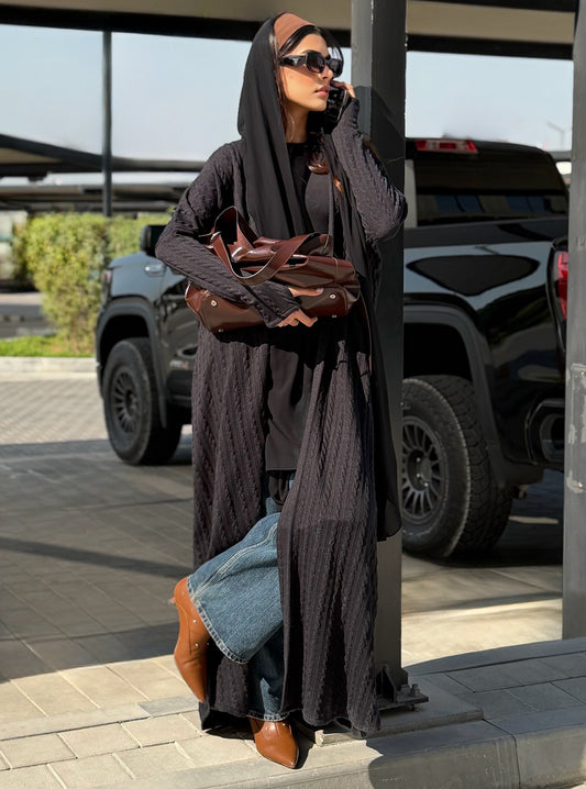 AT469 Winter Black Abaya