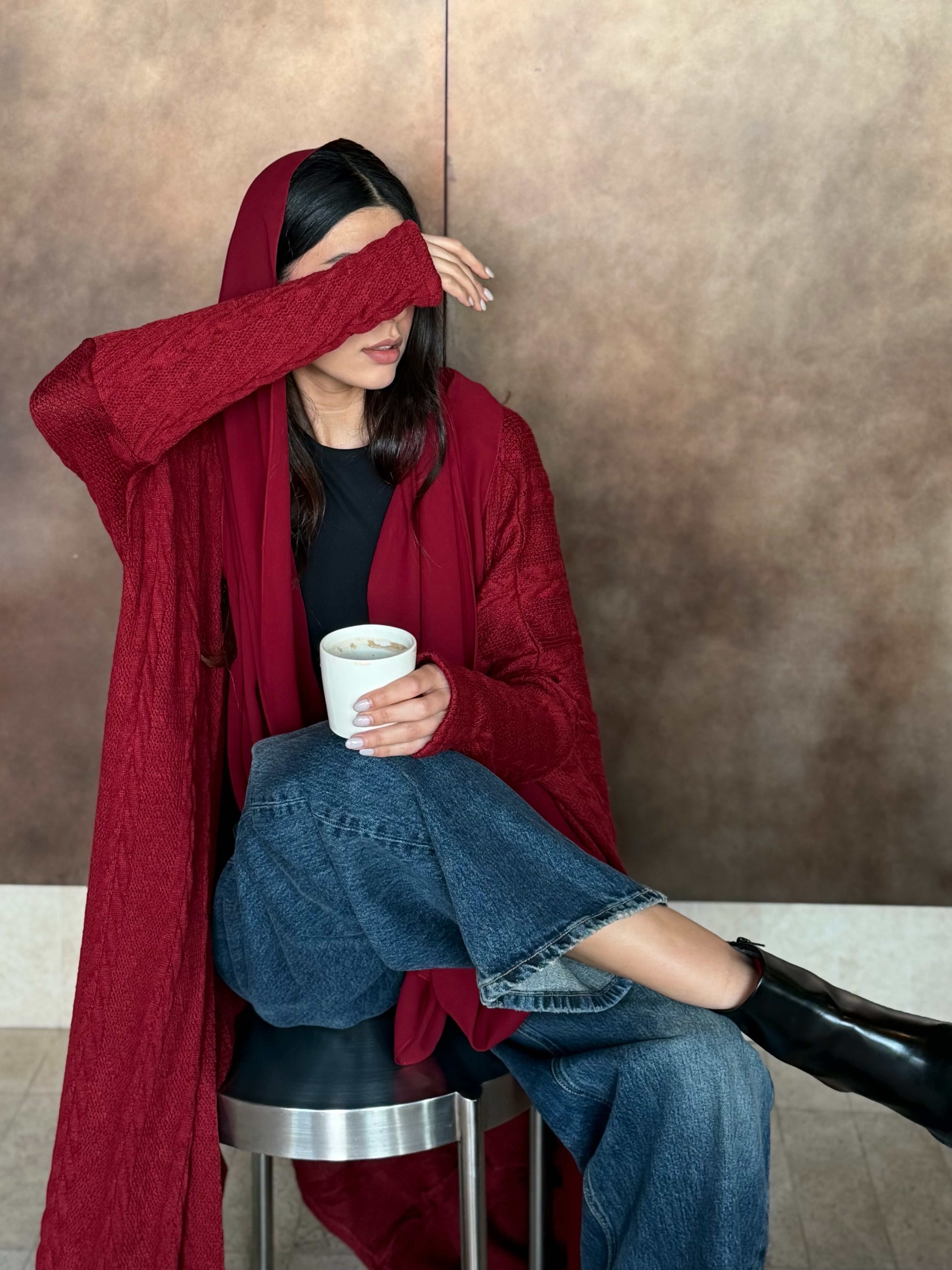 AT471 Winter Cherry Abaya