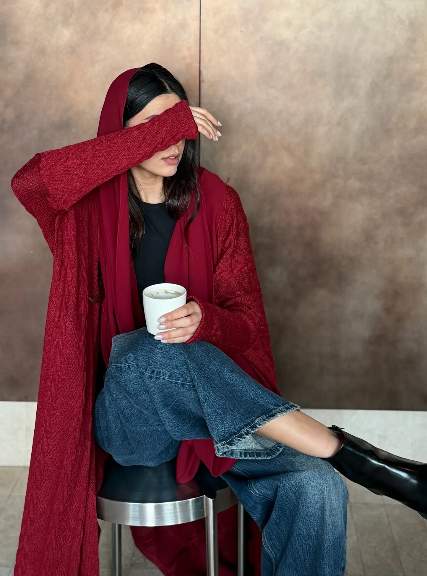 AT471 Winter Cherry Abaya