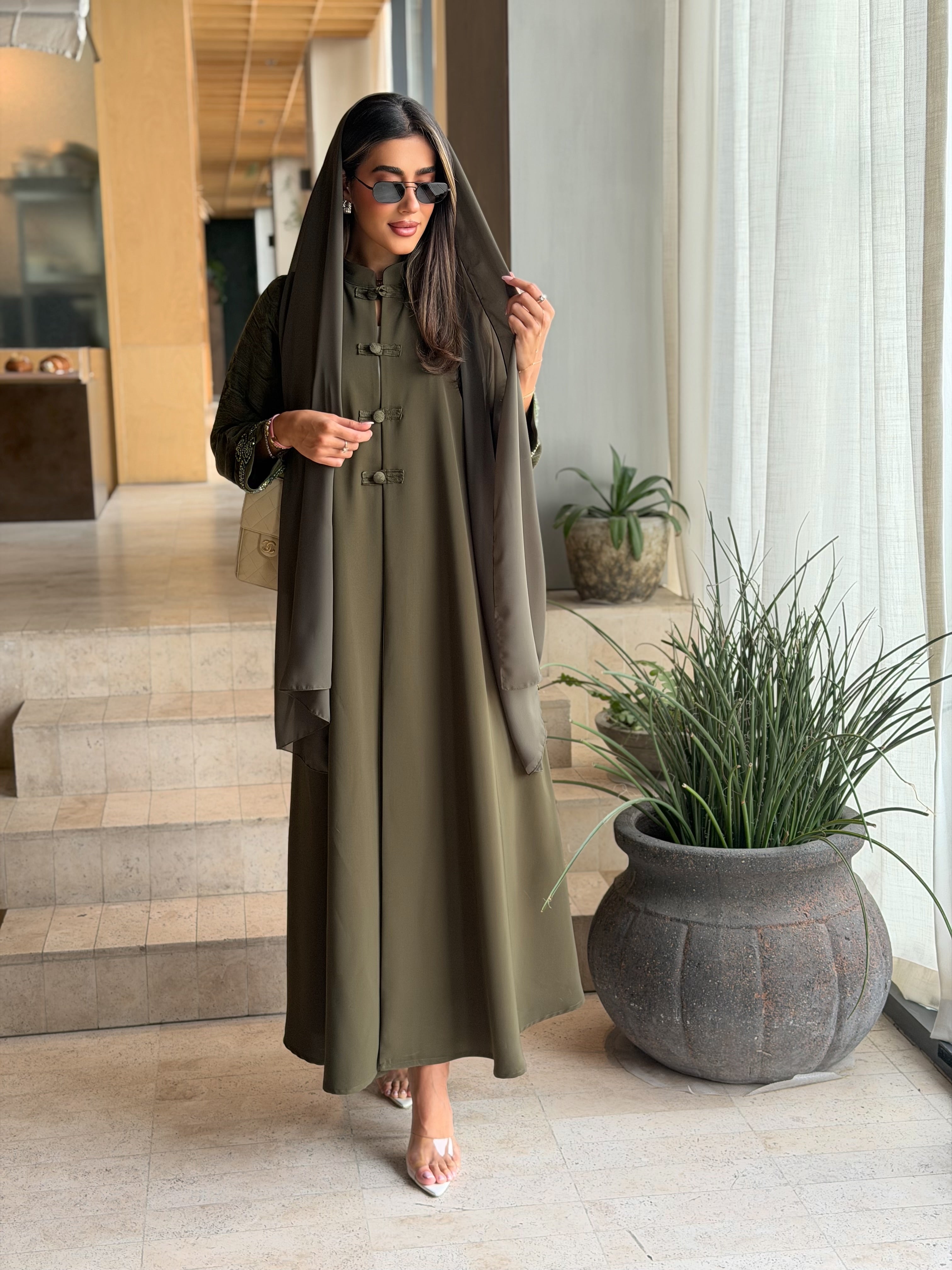 AT579 Olive  Abaya
