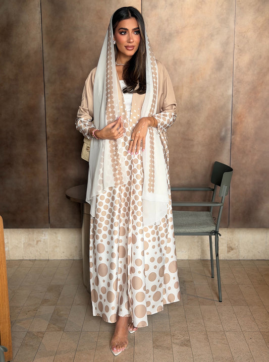 AT576 Polka print Bisht Abaya