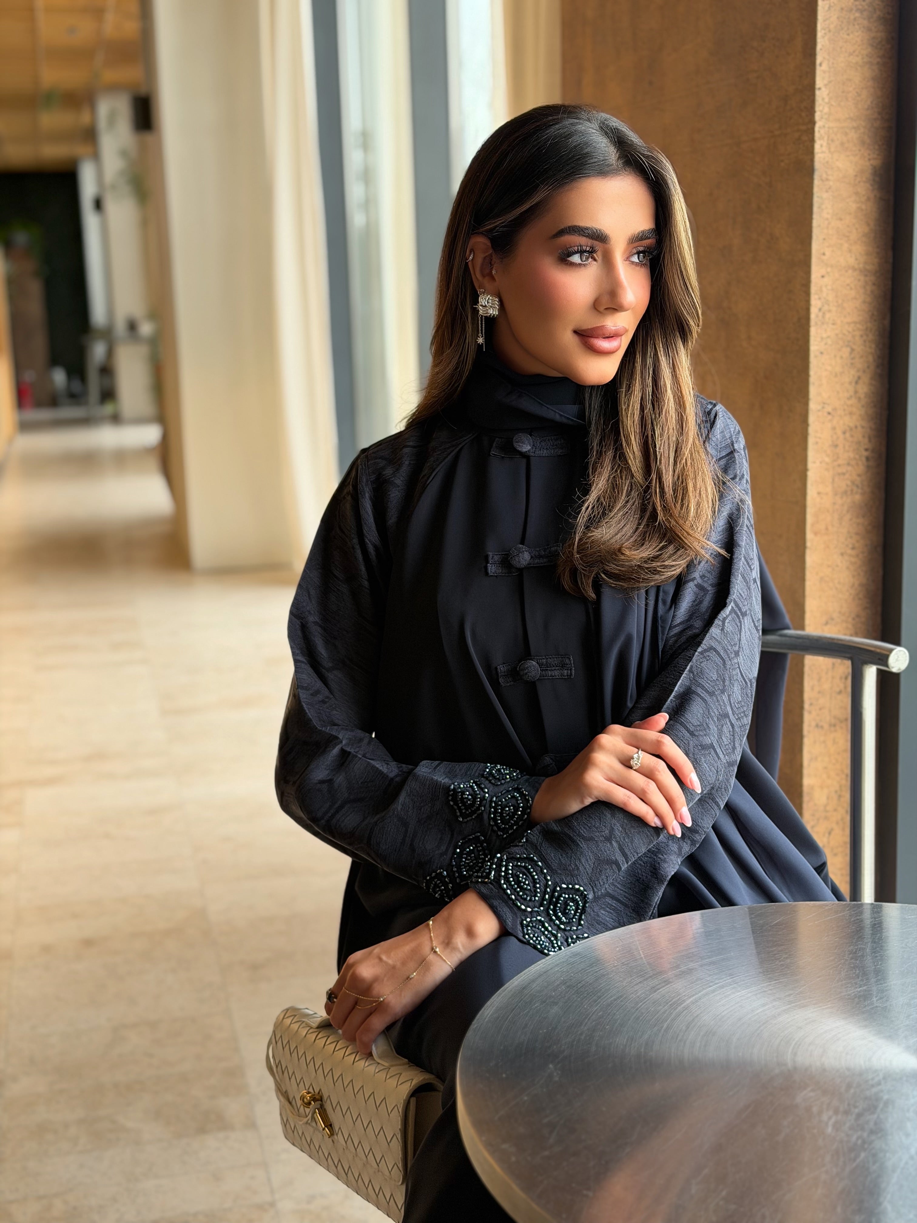 AT580 Navy blue Abaya