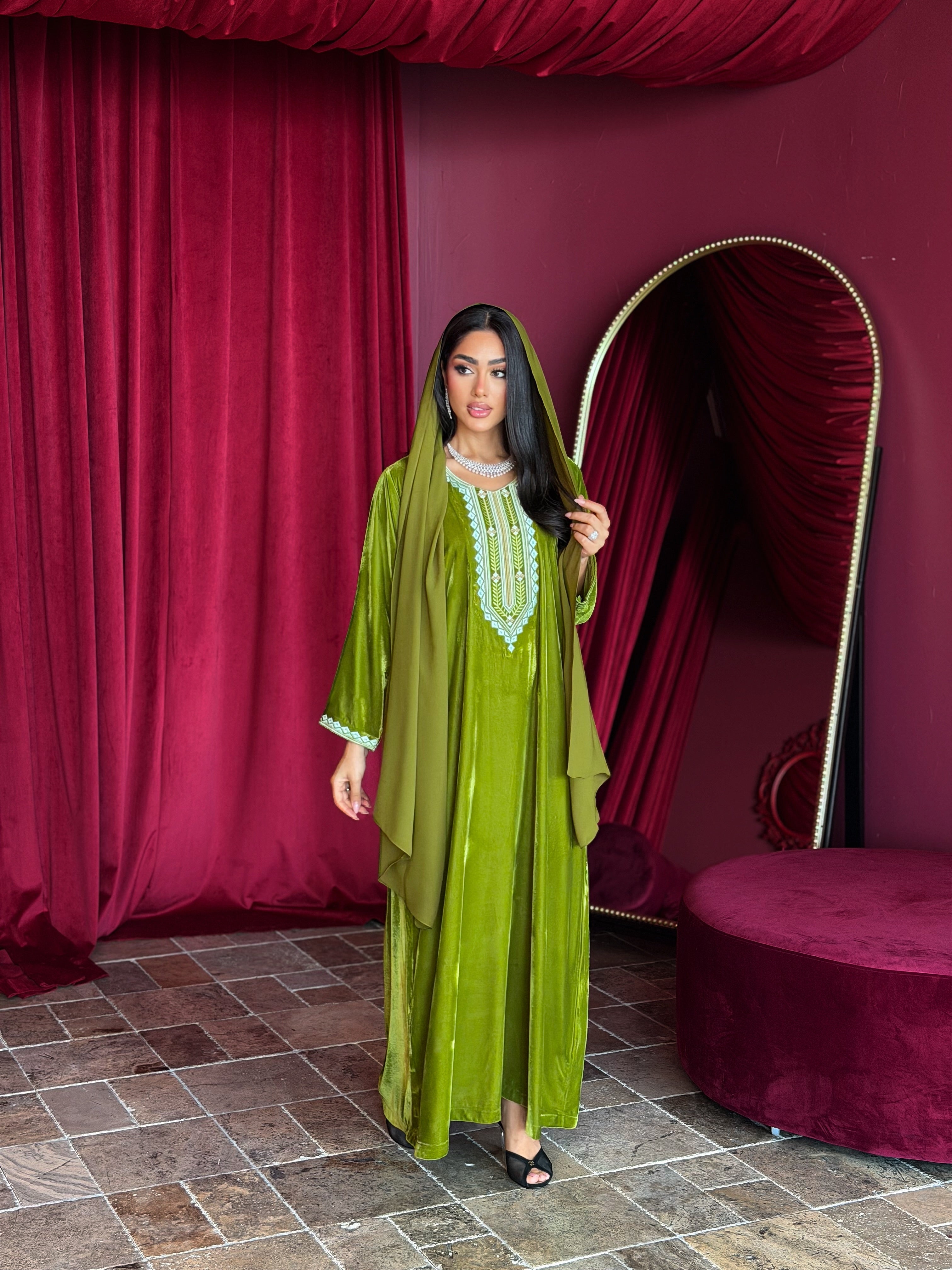 GH062 Velvet Green