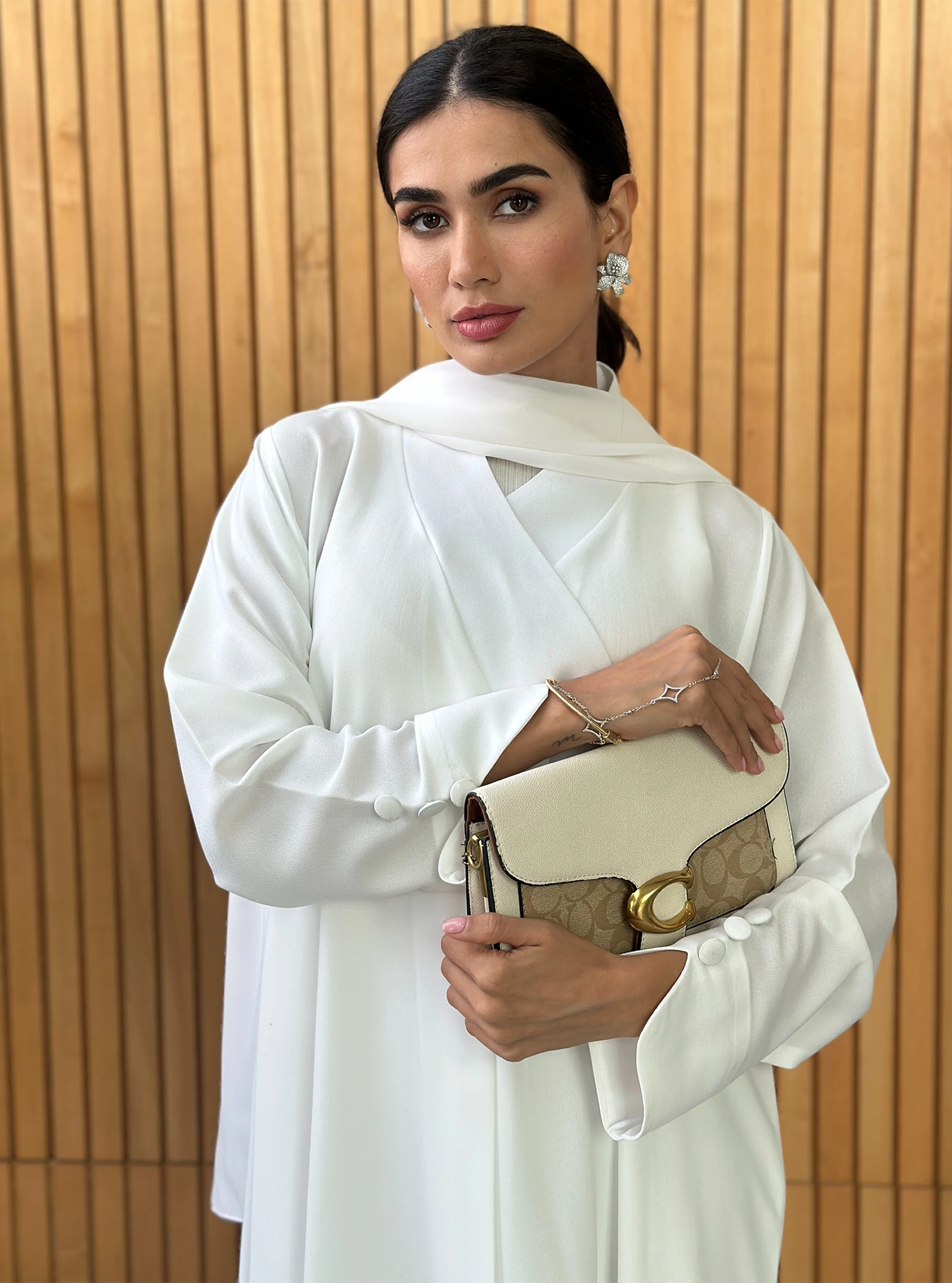 AT386 OffWhite  Abaya