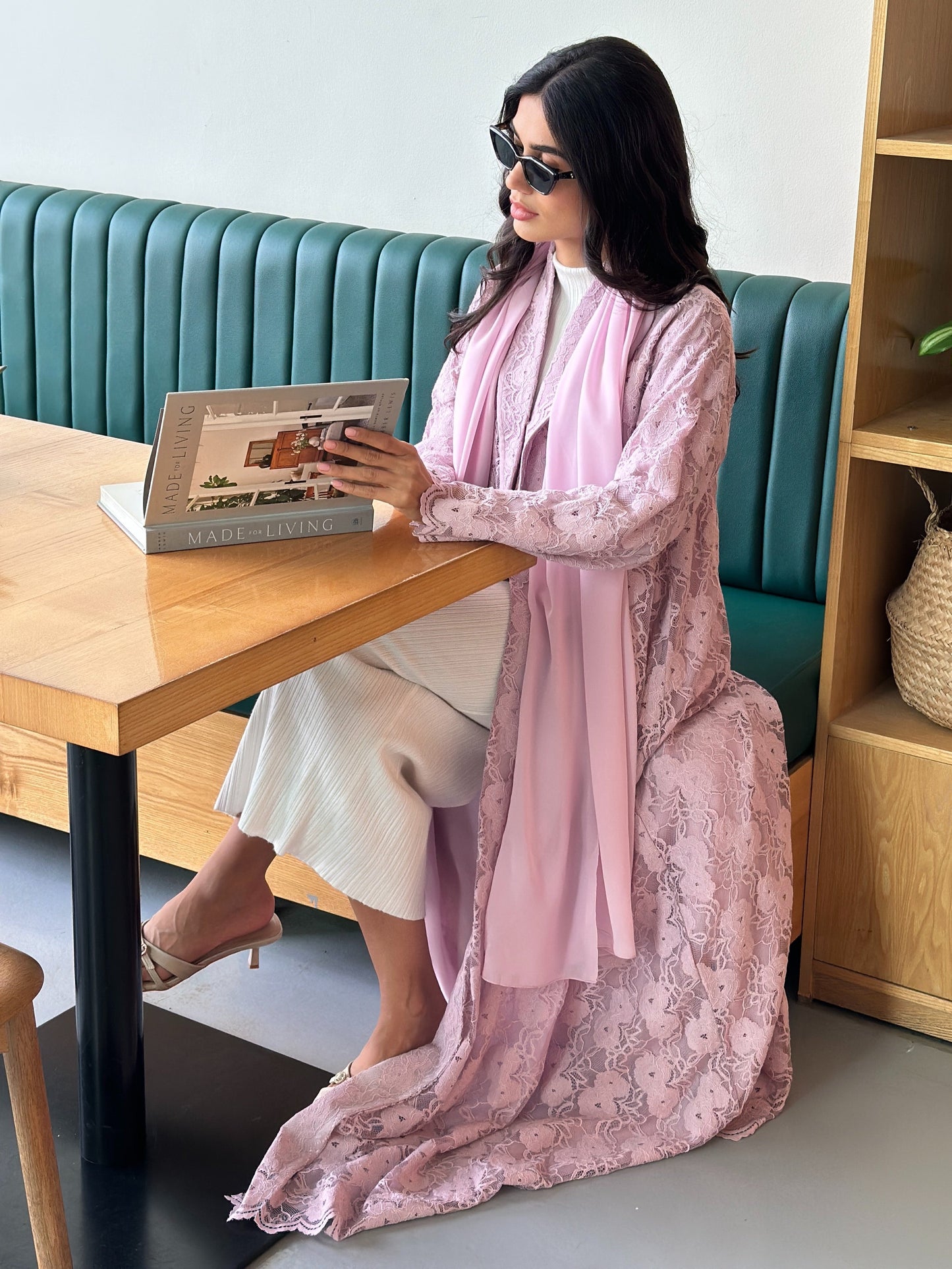 AT396 pink Lace Abaya