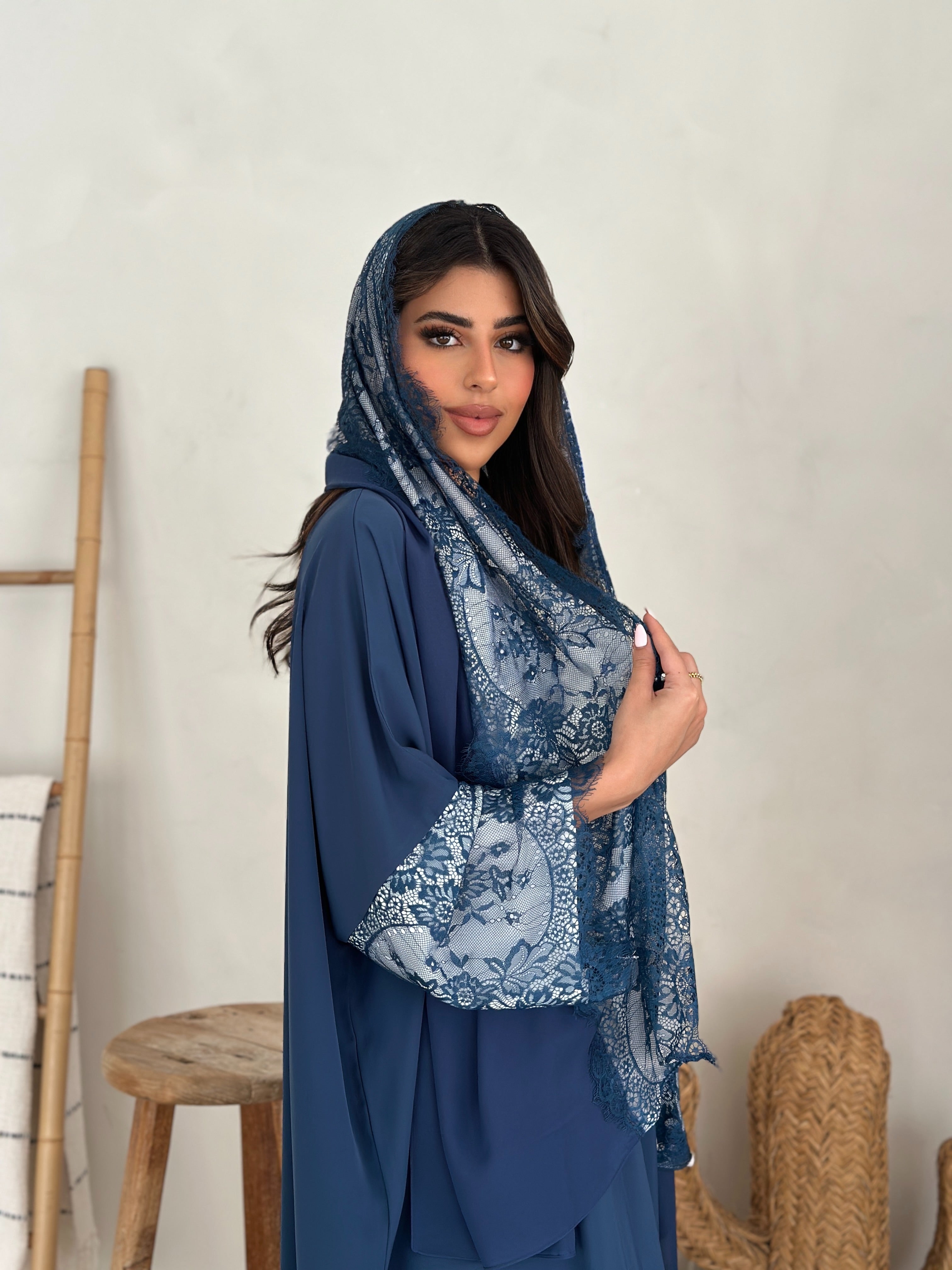 AT410 Lace Teal Abaya