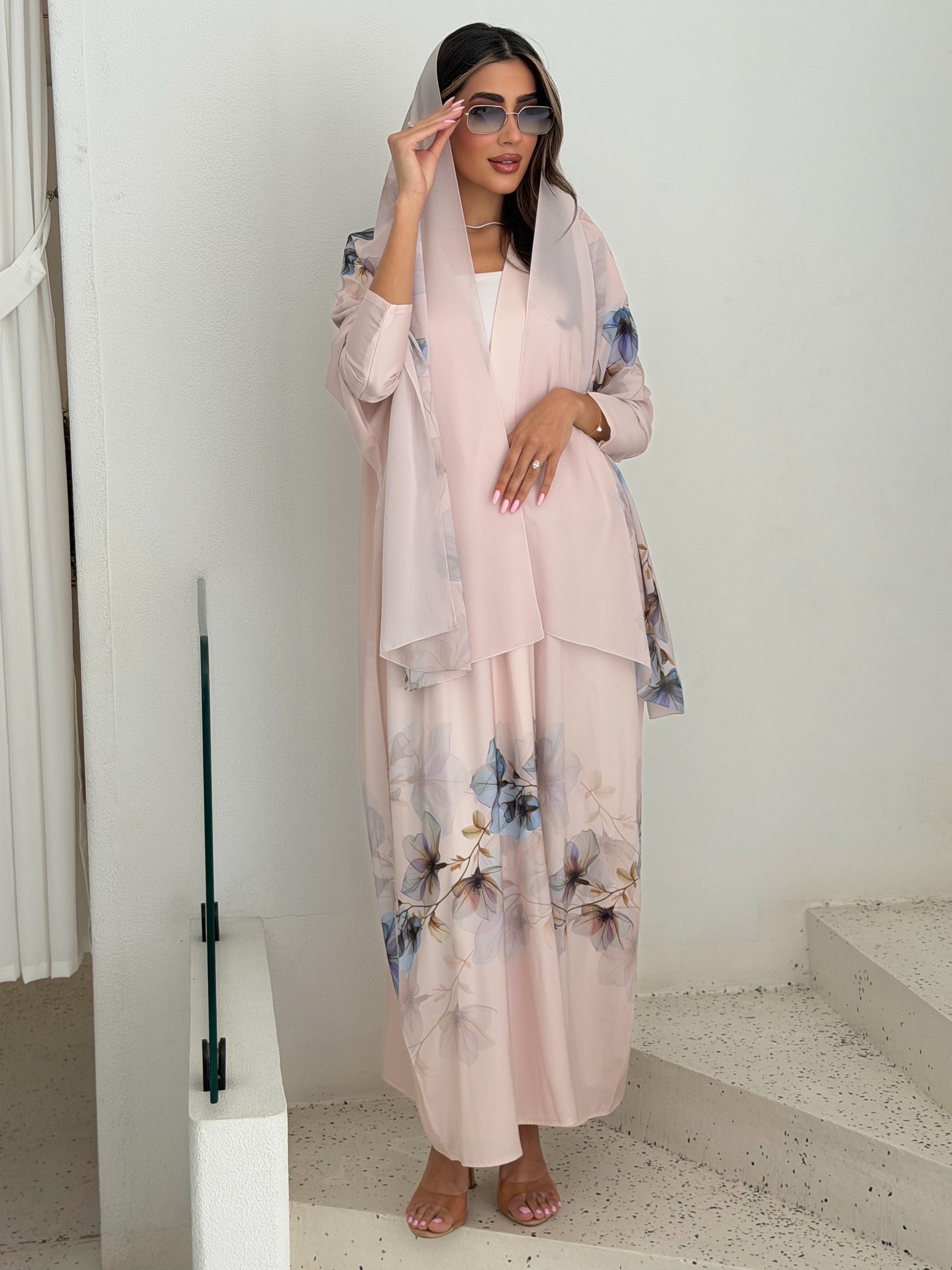 AT525 print Bisht Abaya