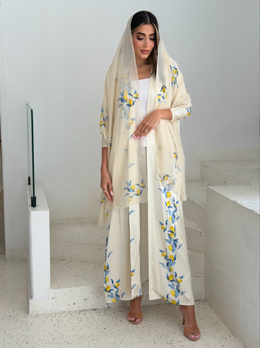 AT527 print Bisht Abaya