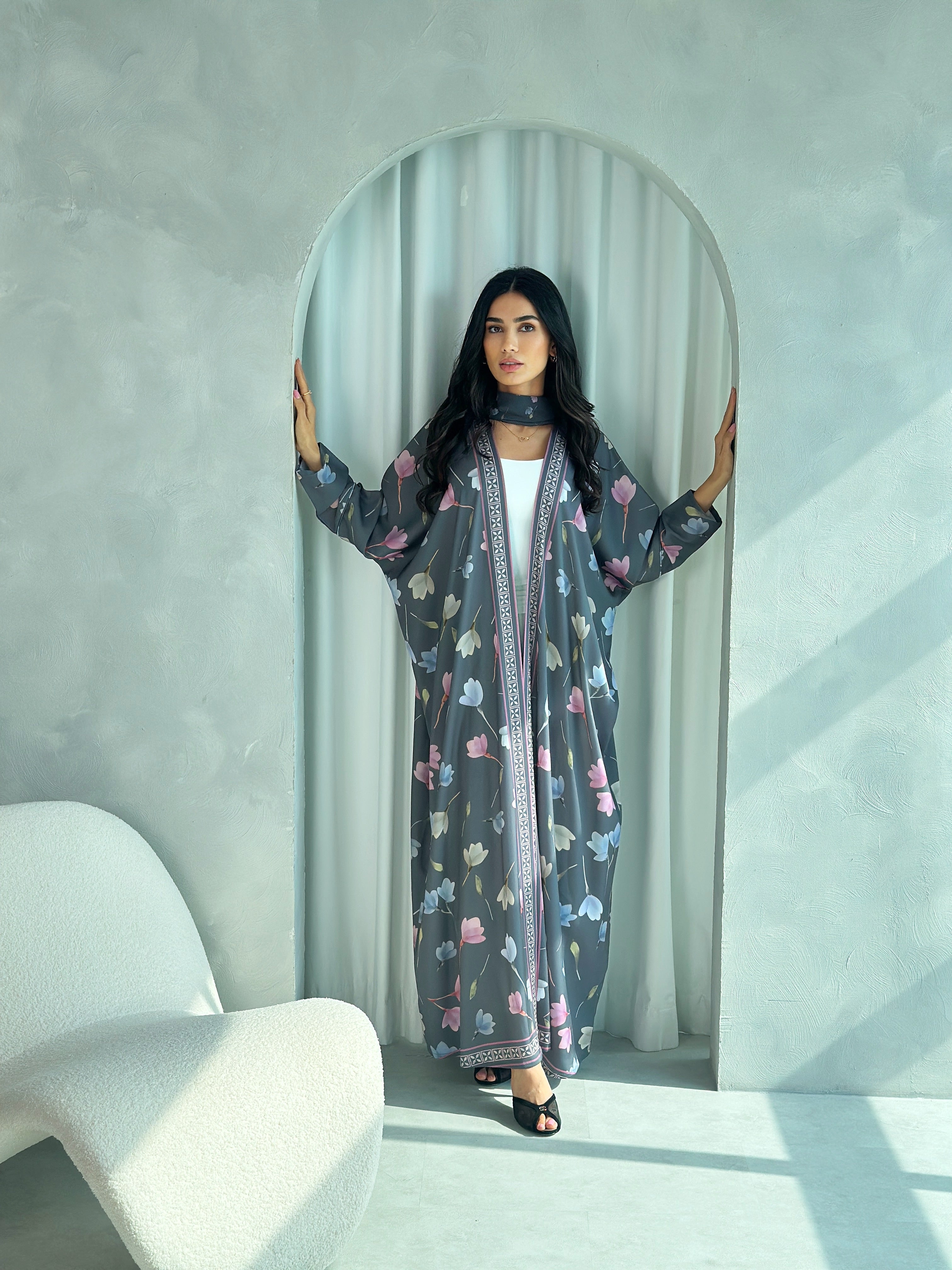 AT428 Print Abaya