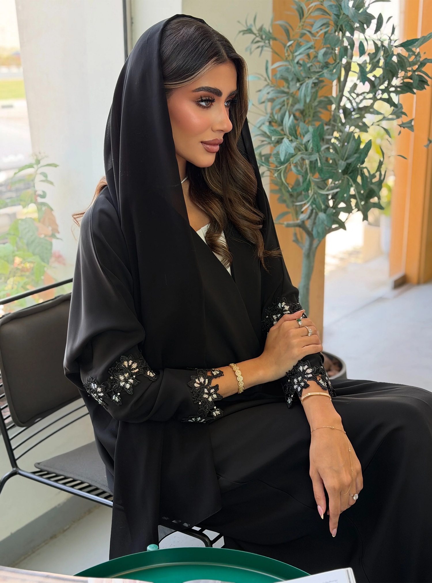 AT544 Half Bisht Black Abaya
