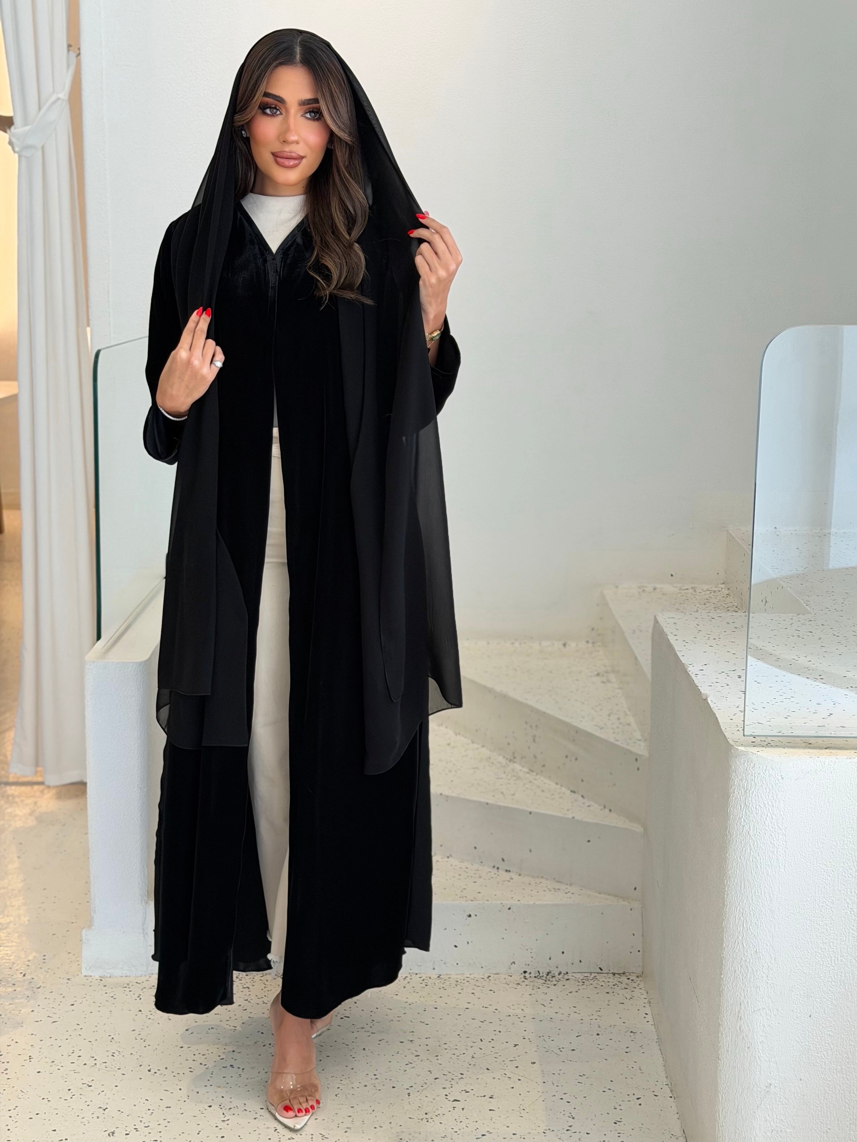 AT455 Black Pelate Velvet