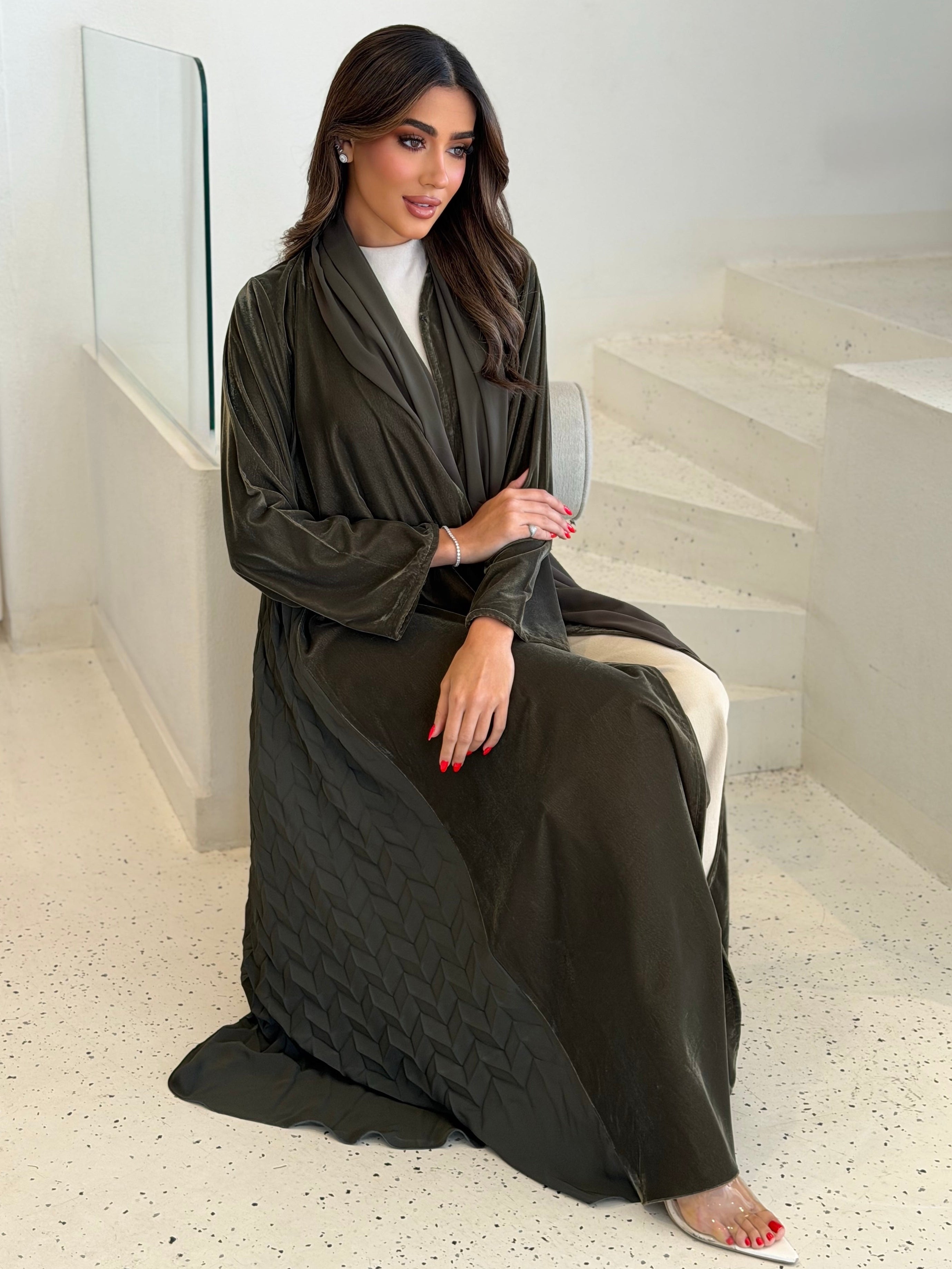 AT454 Olive Pelate Velvet