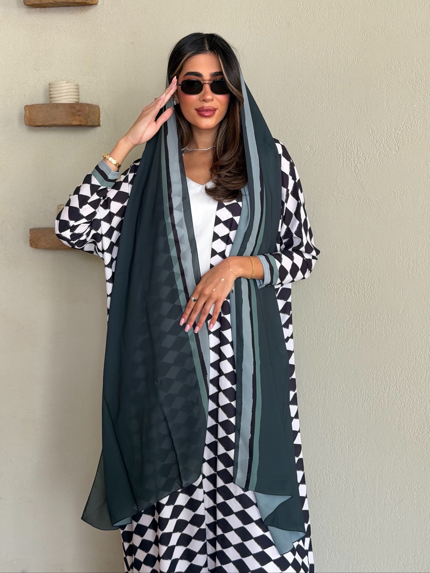 AT545 Half Bisht Geometric