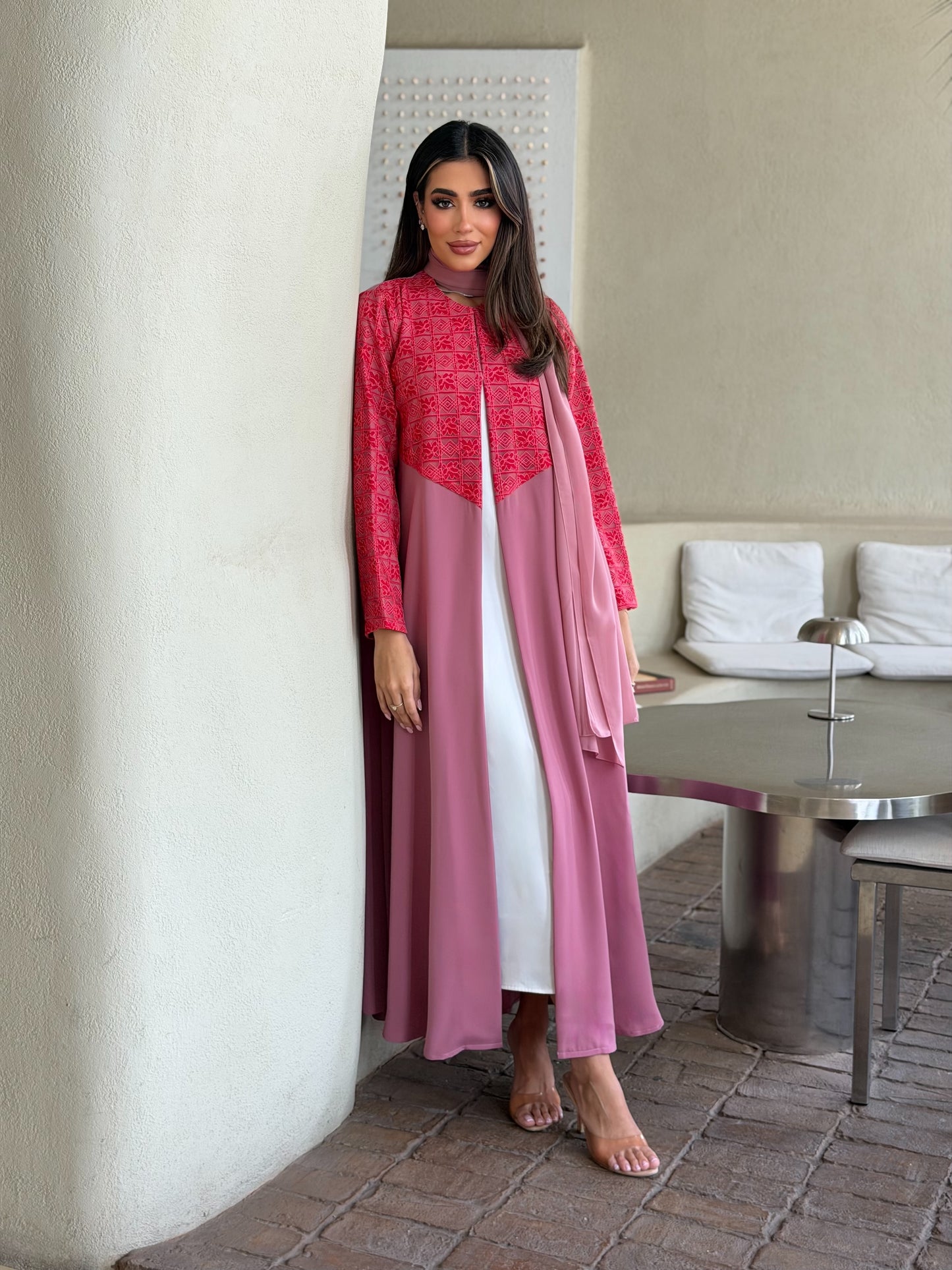 AT550 Rose A-Cut Abaya