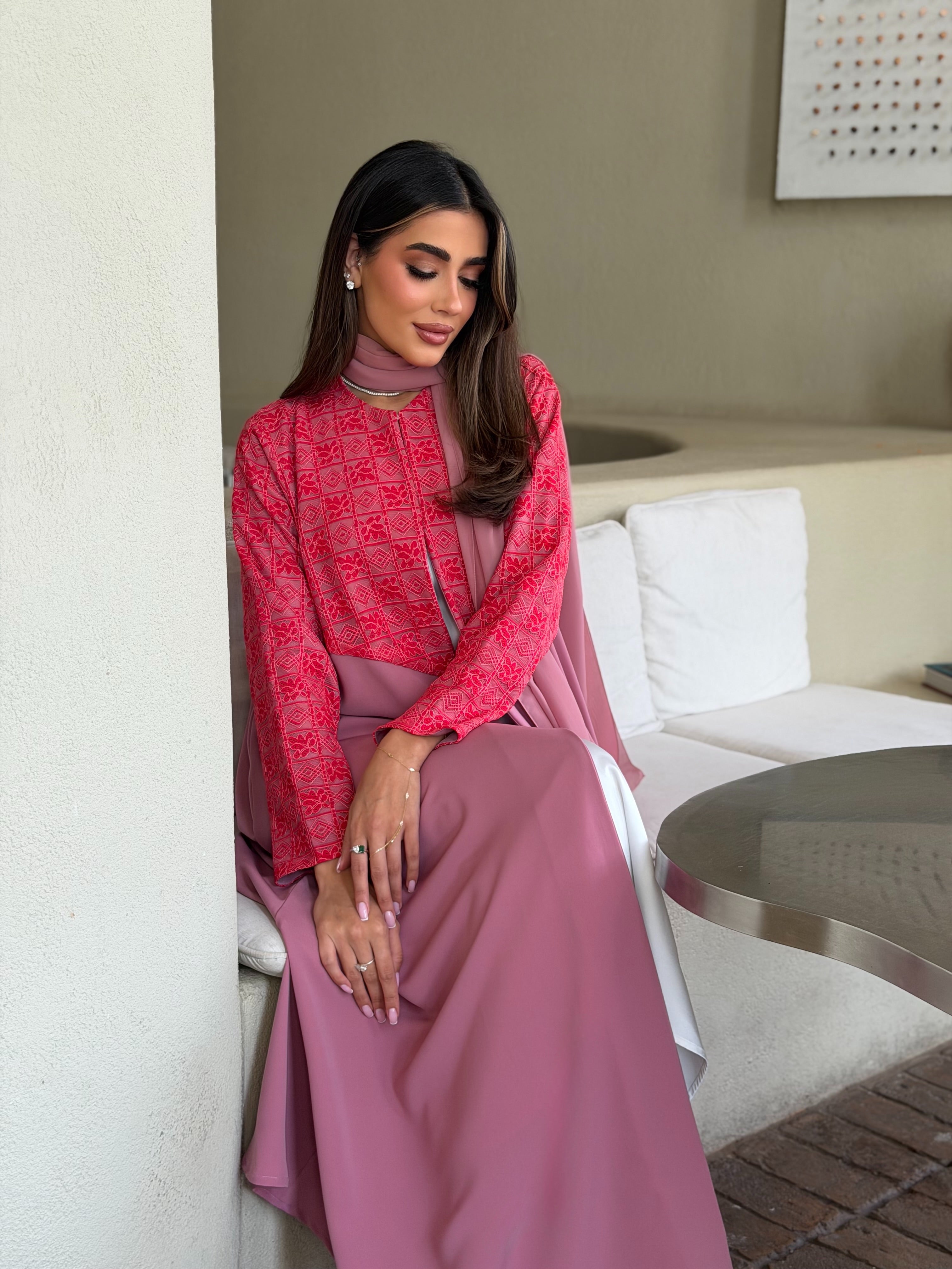 AT550 Rose A-Cut Abaya