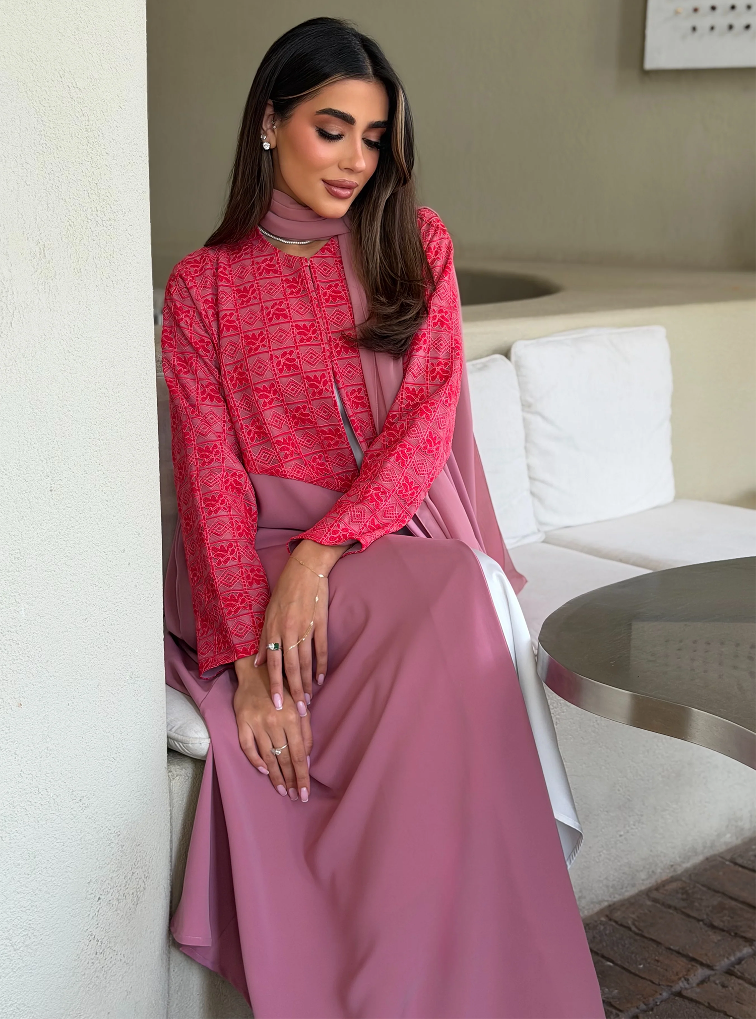 AT550 Rose A-Cut Abaya
