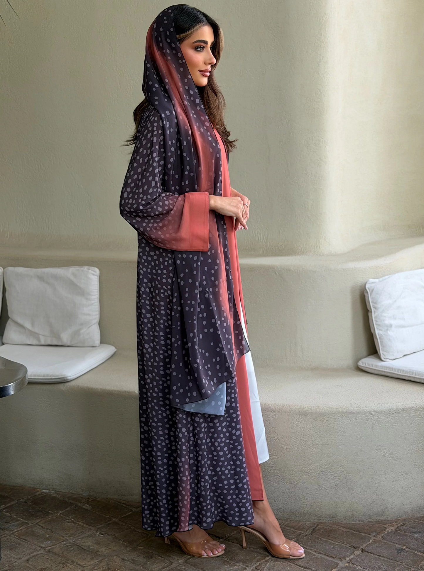 AT548 Ombre Dot A-Cut Abaya