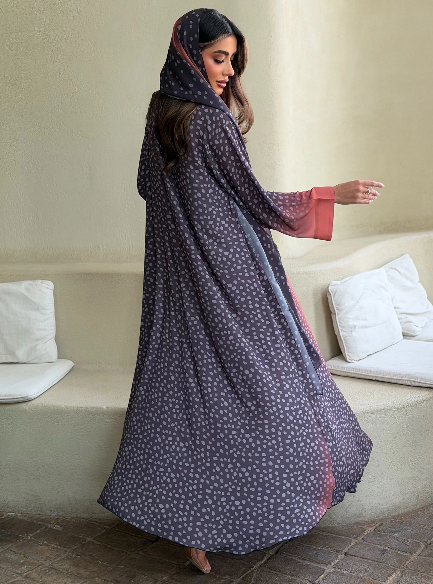 AT548 Ombre Dot A-Cut Abaya
